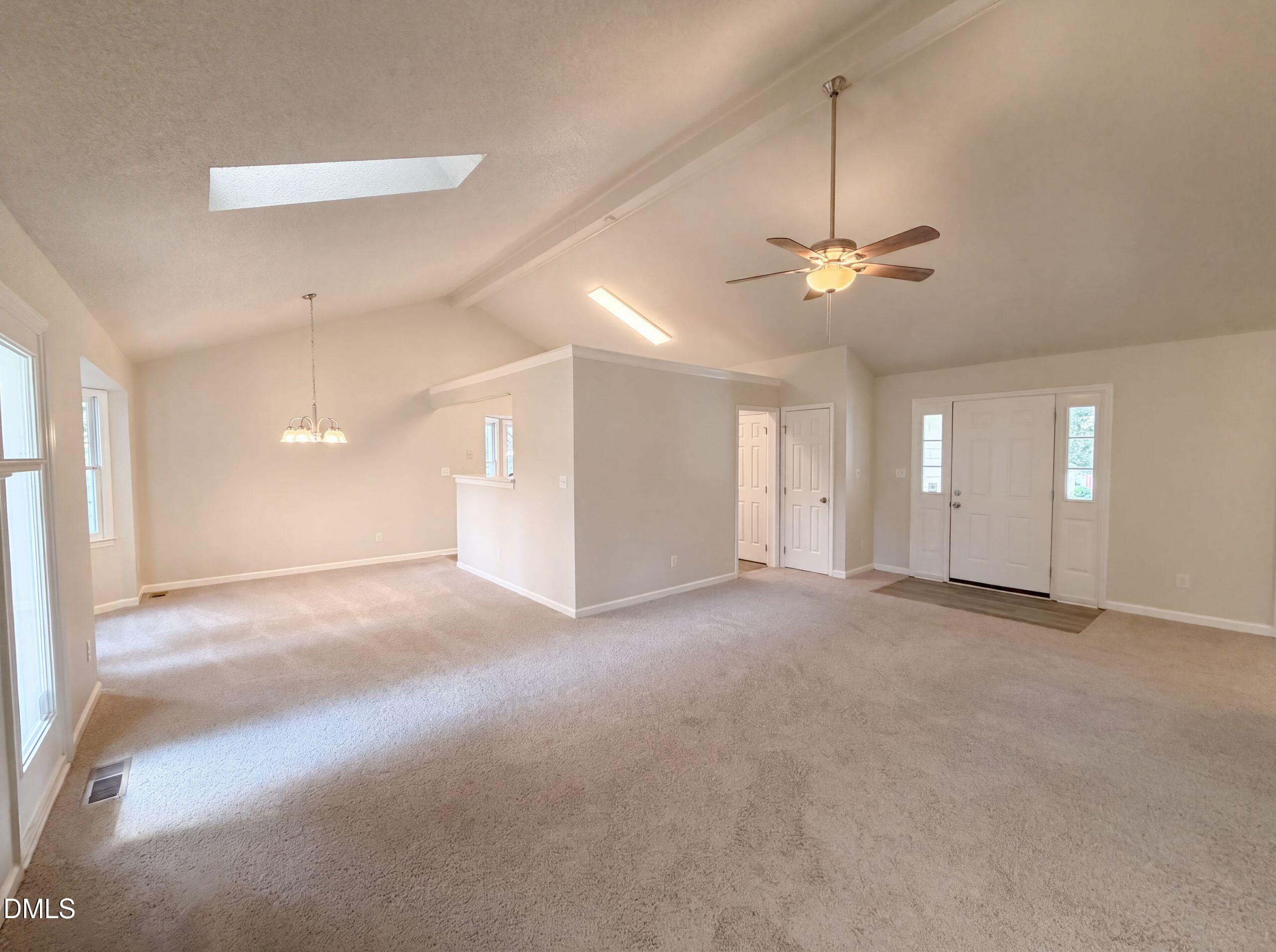 1004 Clifford Drive Property Photo 7