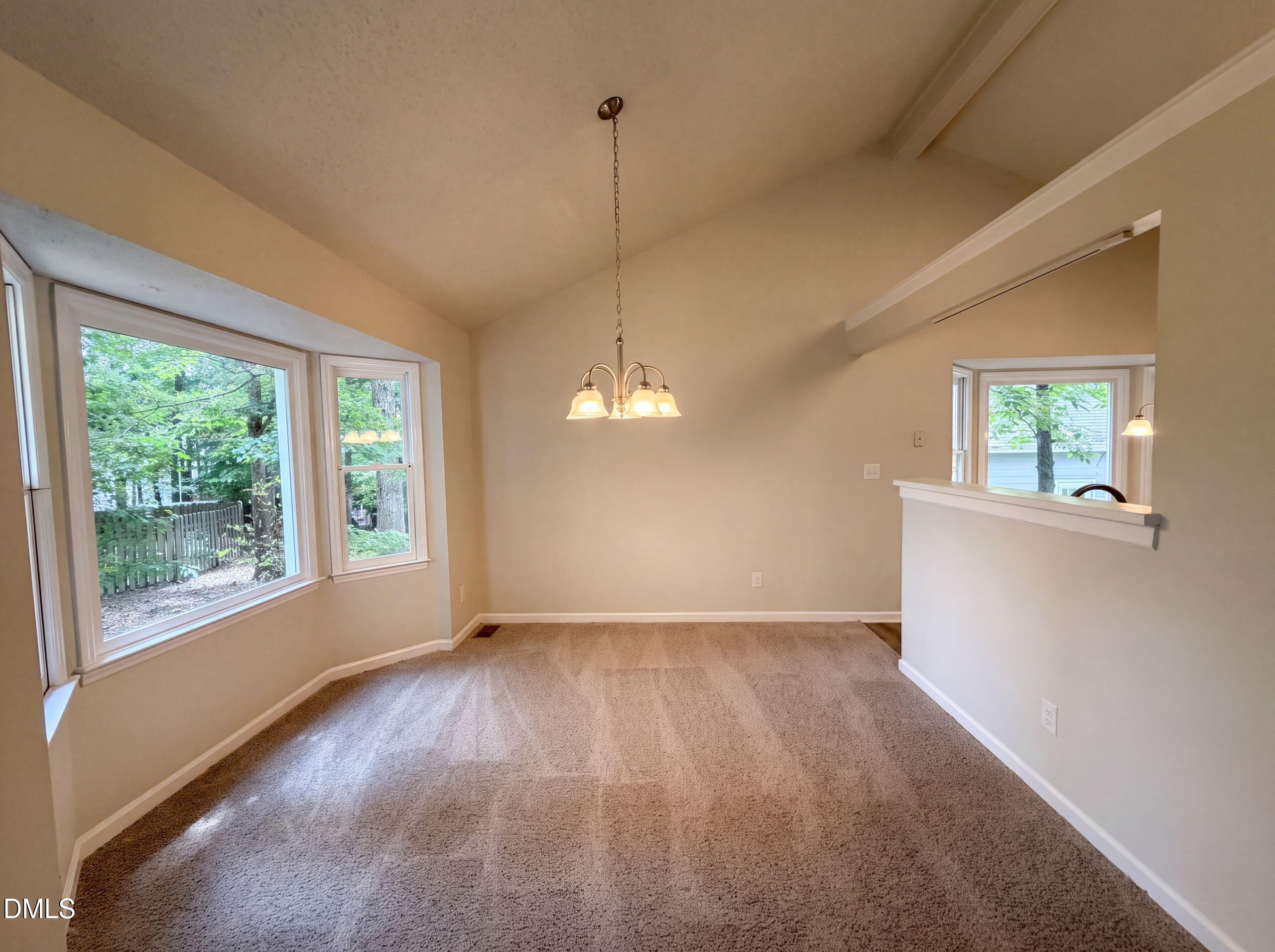 1004 Clifford Drive Property Photo 8