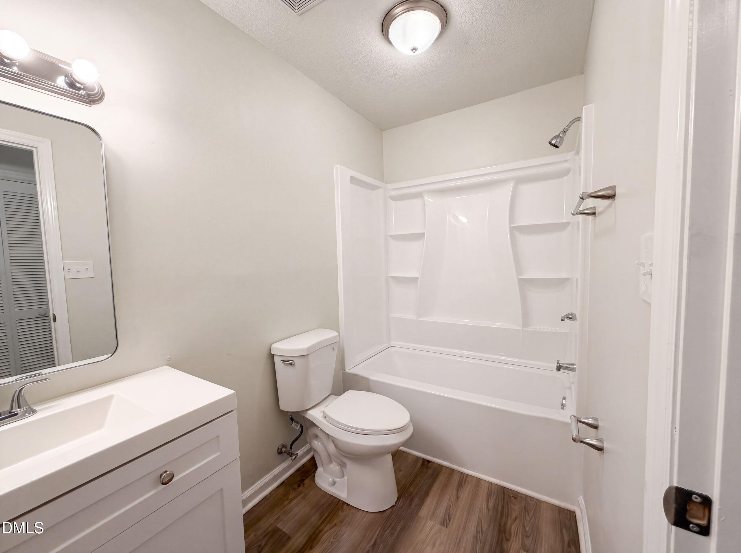 1004 Clifford Drive Property Photo 12