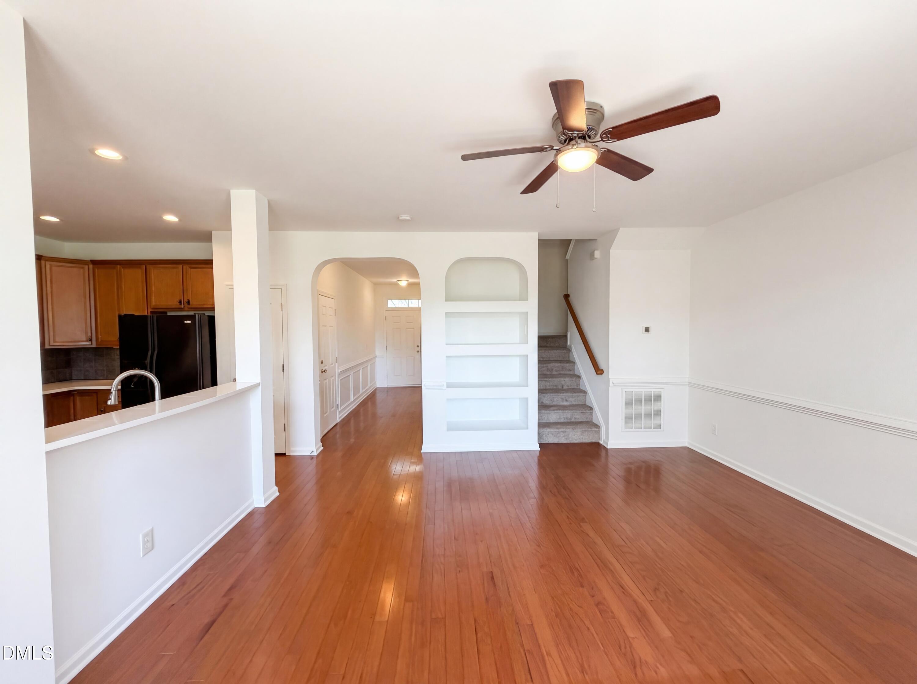 3064 Imperial Oaks Drive Property Photo 4
