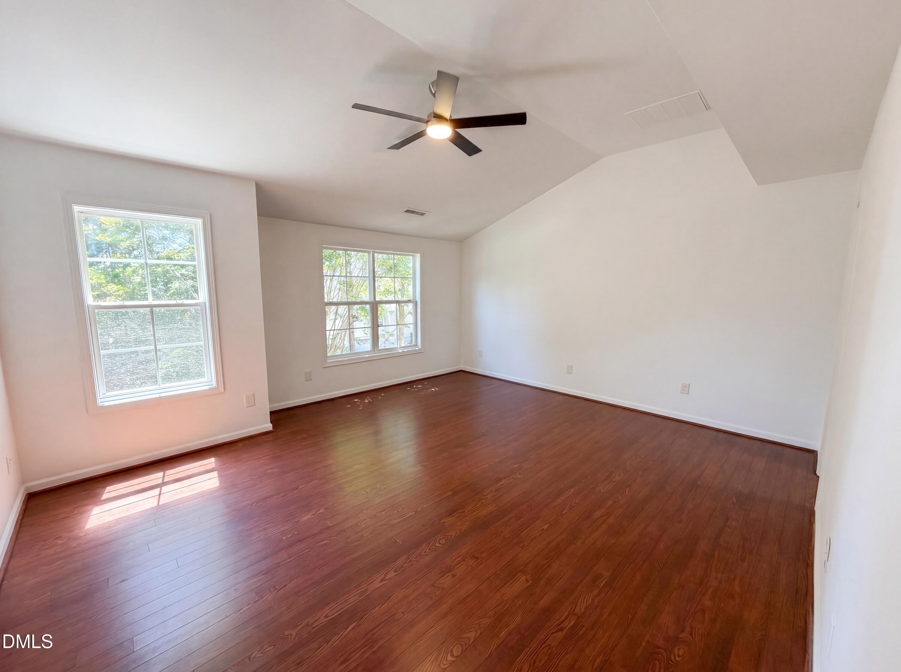 3064 Imperial Oaks Drive Property Photo 11