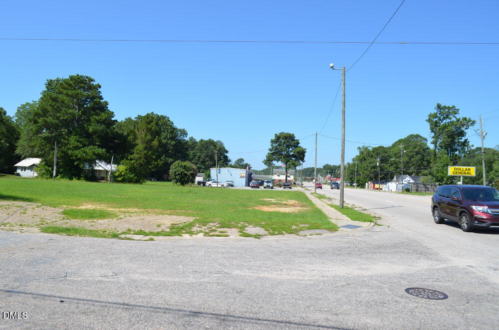 202 S Church Street Property Photo 9