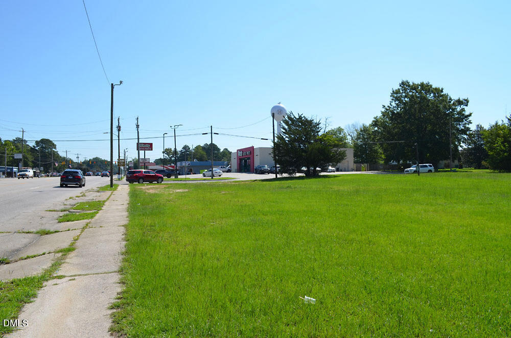 202 S Church Street Property Photo 15