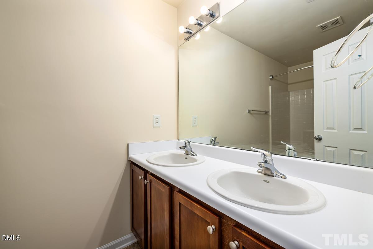 1619 Snow Mass Way Property Photo 14