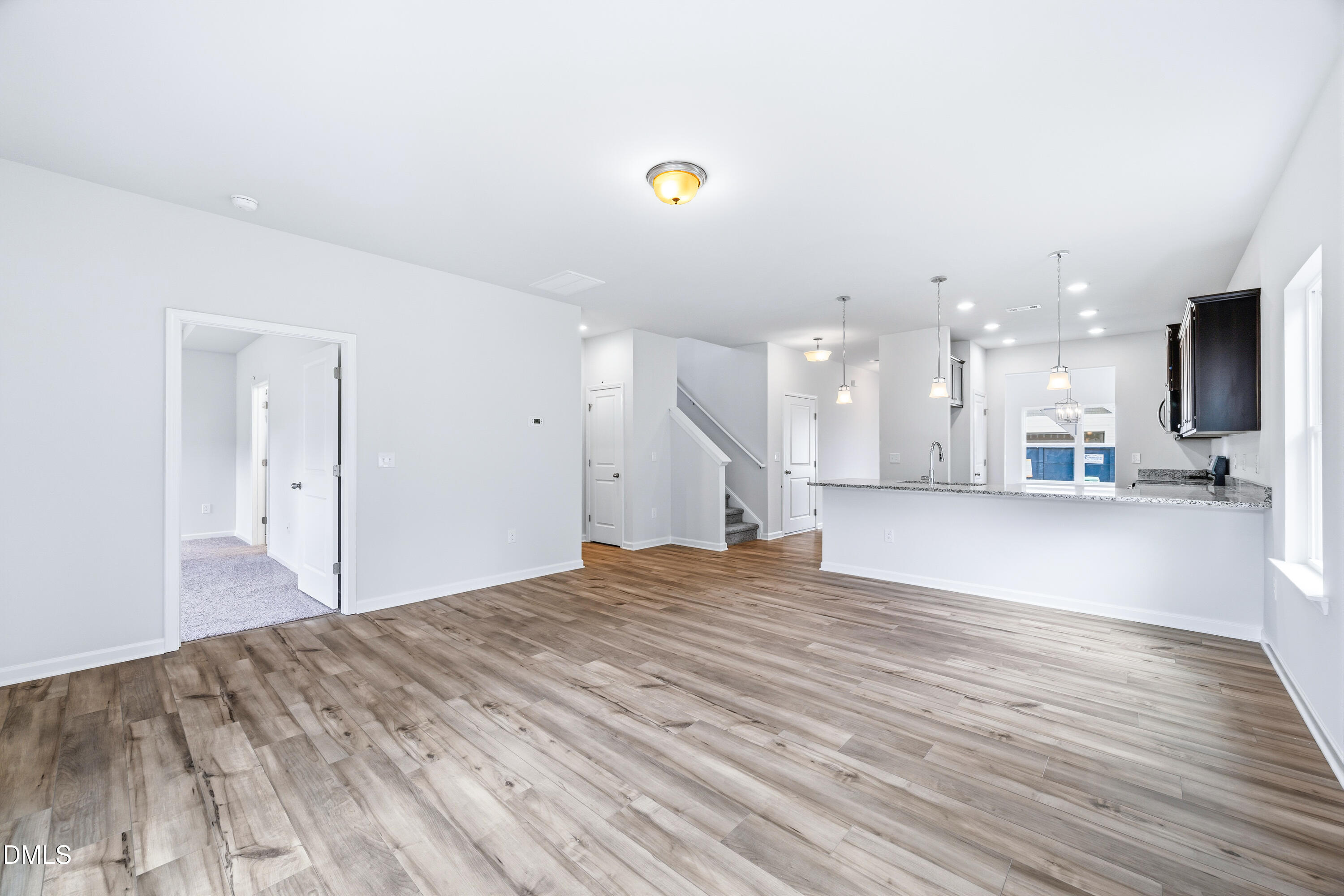 180 E American Marigold Drive Property Photo 14