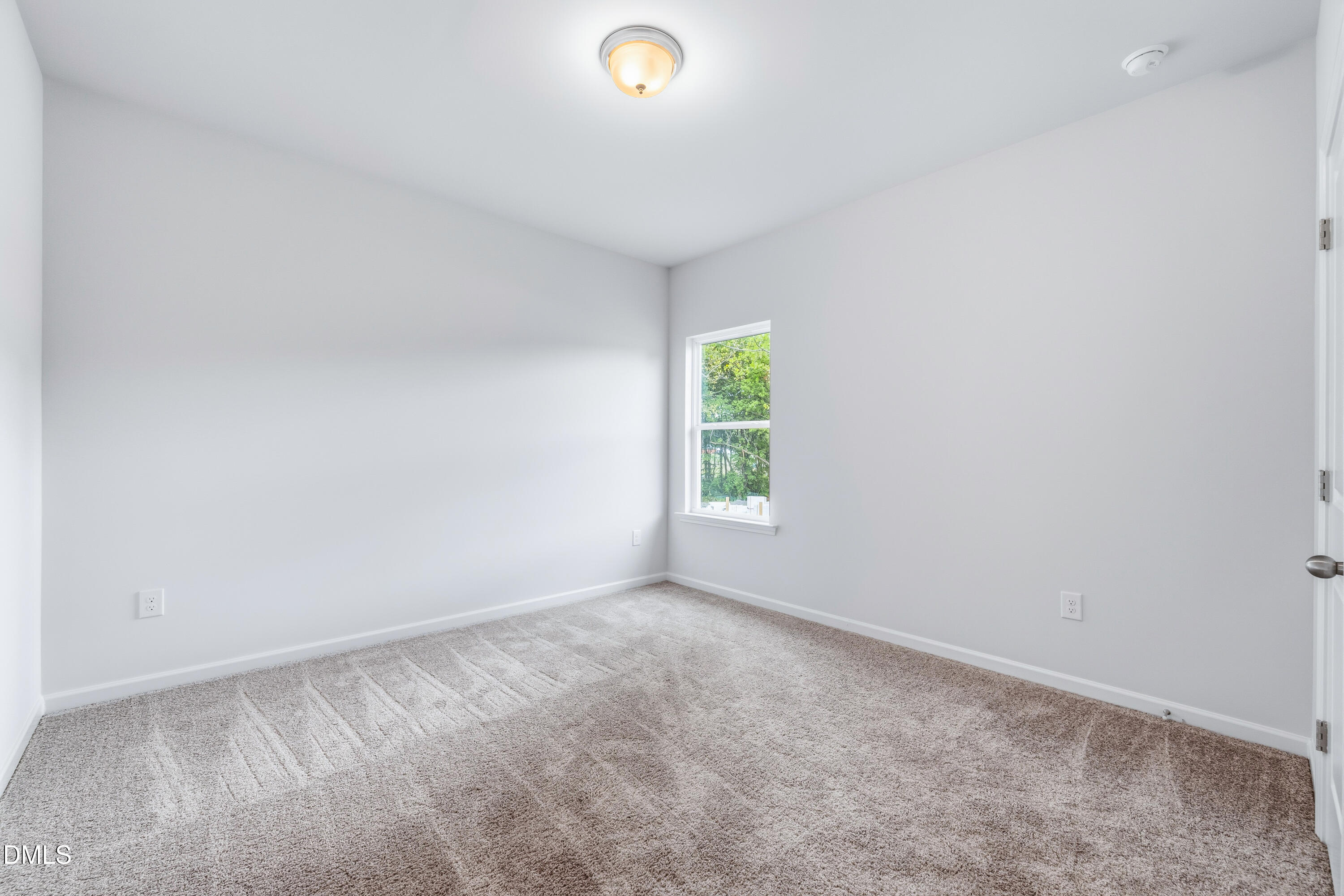 180 E American Marigold Drive Property Photo 28