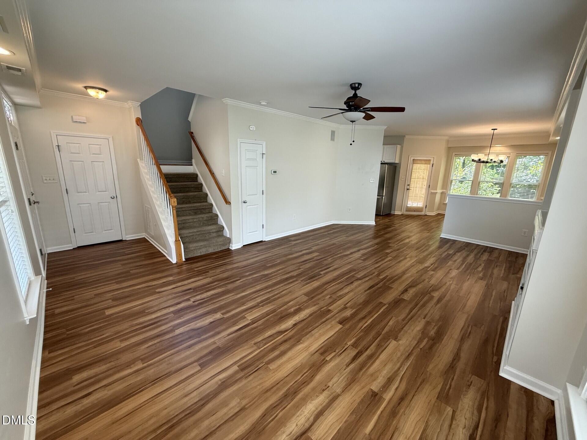 4046 Landover Lane Property Photo 3