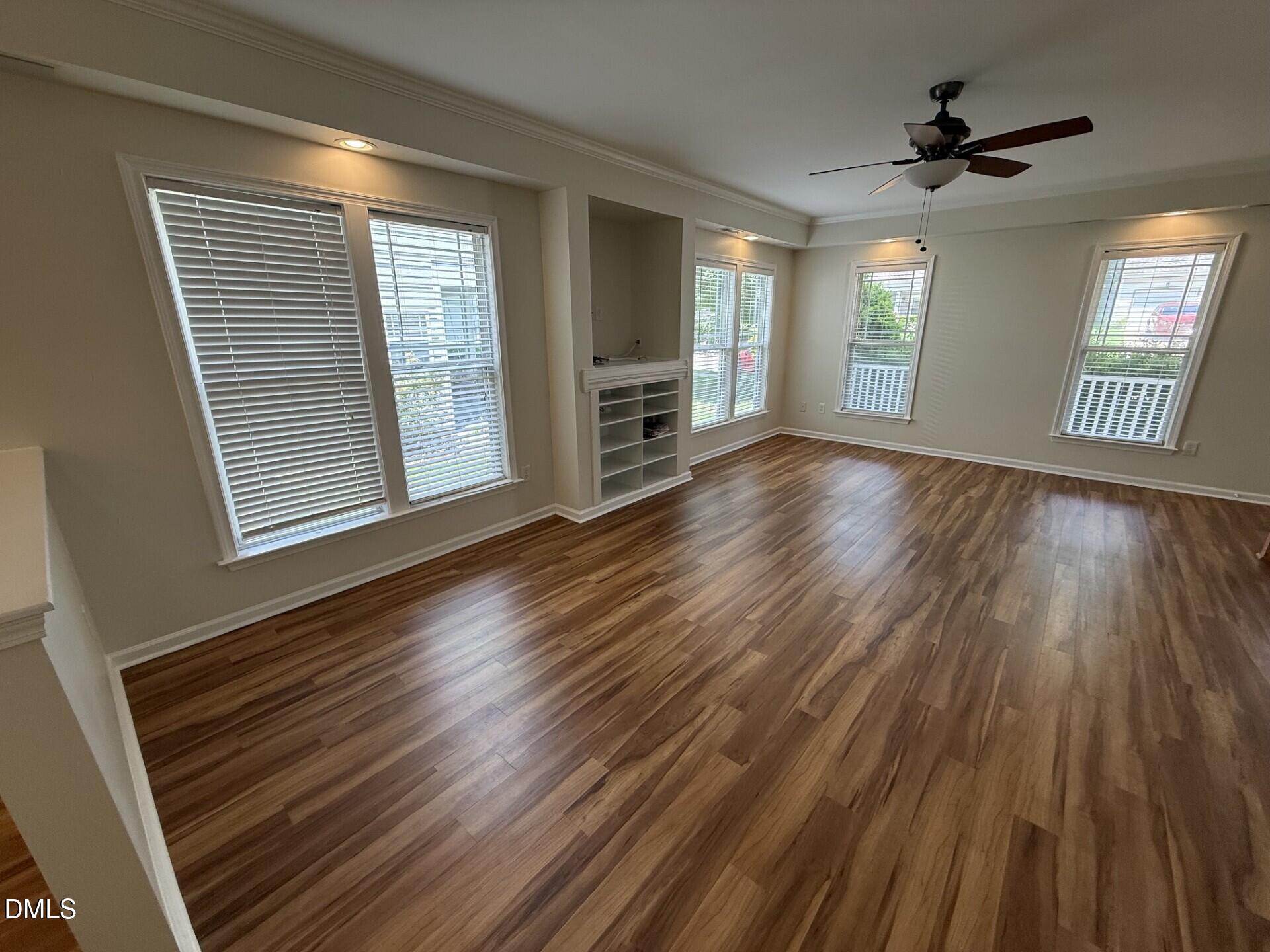 4046 Landover Lane Property Photo 4
