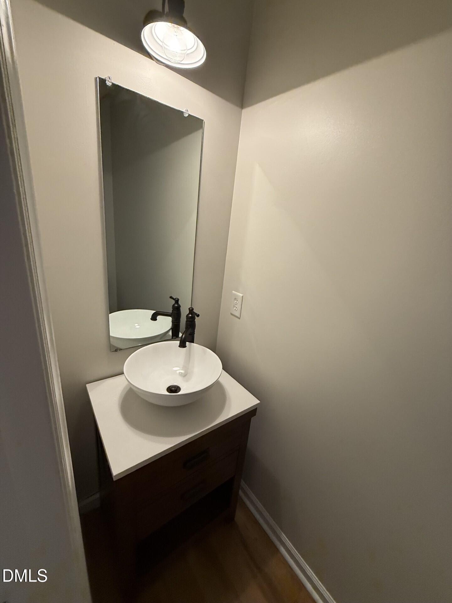 4046 Landover Lane Property Photo 18