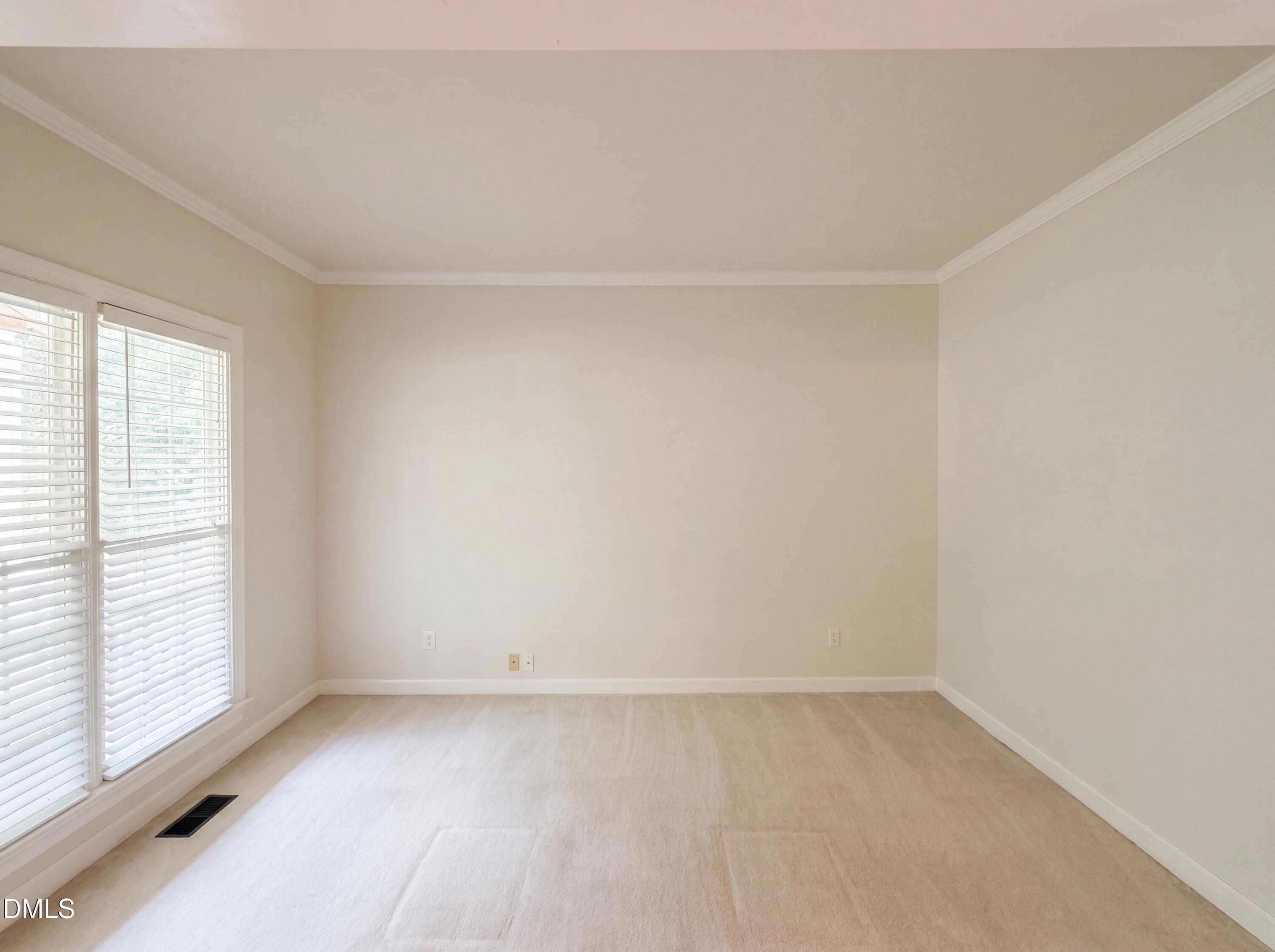 7301 Lakefall Drive Property Photo 5