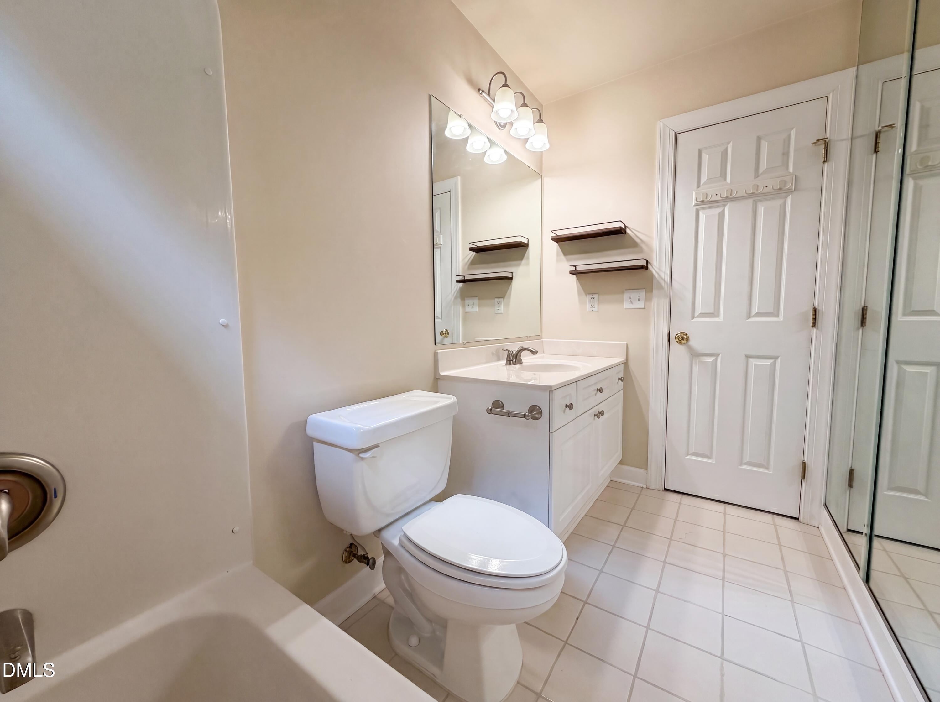 7301 Lakefall Drive Property Photo 19
