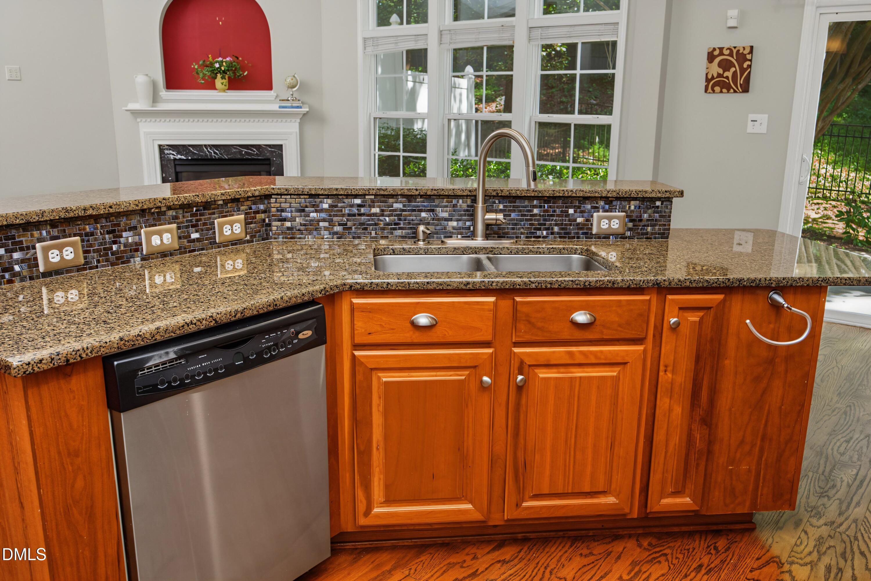 13304 Ashford Park Drive Property Photo 13