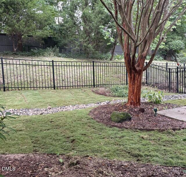 13304 Ashford Park Drive Property Photo 35
