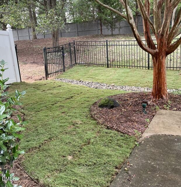 13304 Ashford Park Drive Property Photo 36