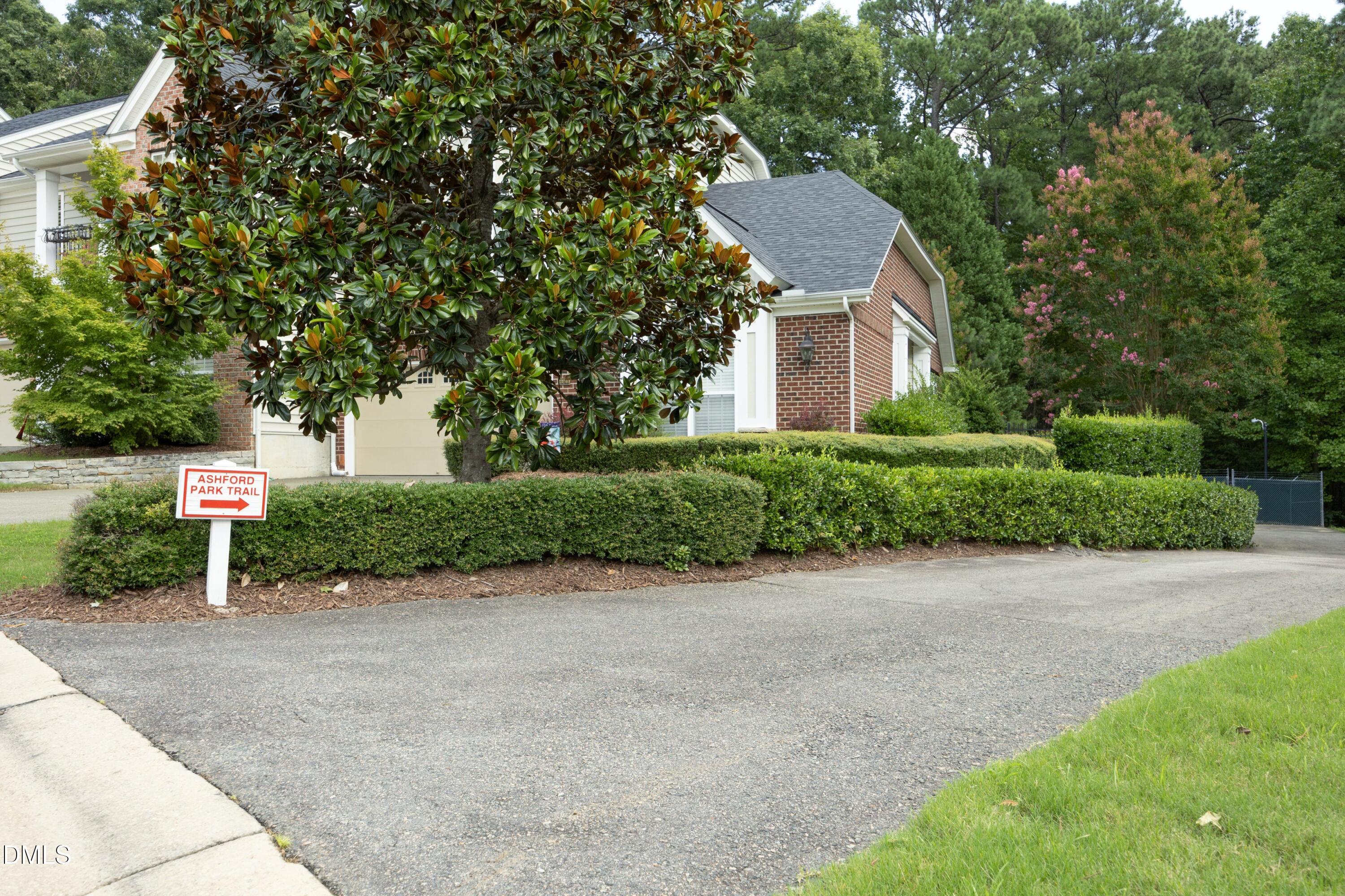 13304 Ashford Park Drive Property Photo 46