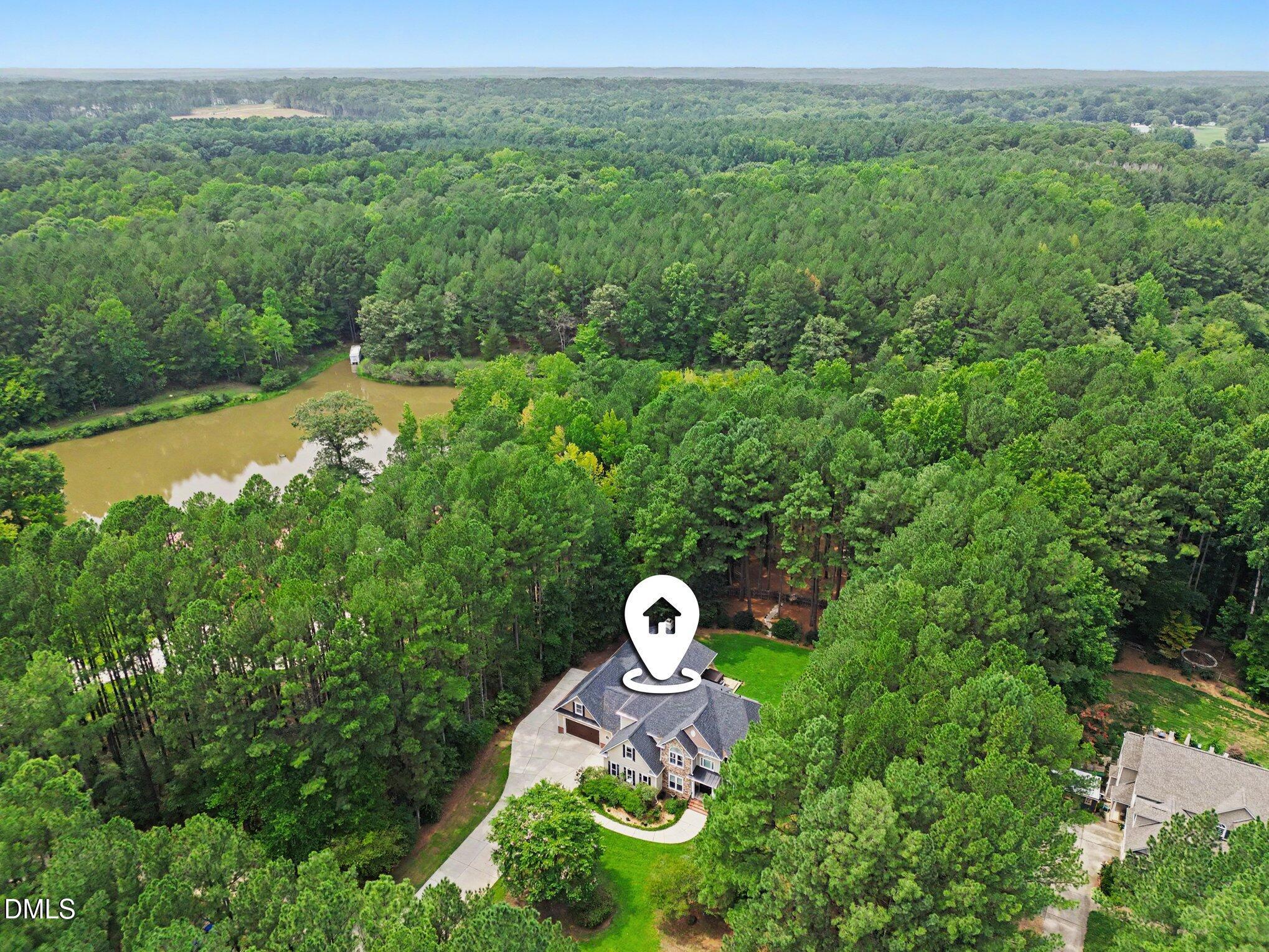 7001 Shady Glen Lane Property Photo 4