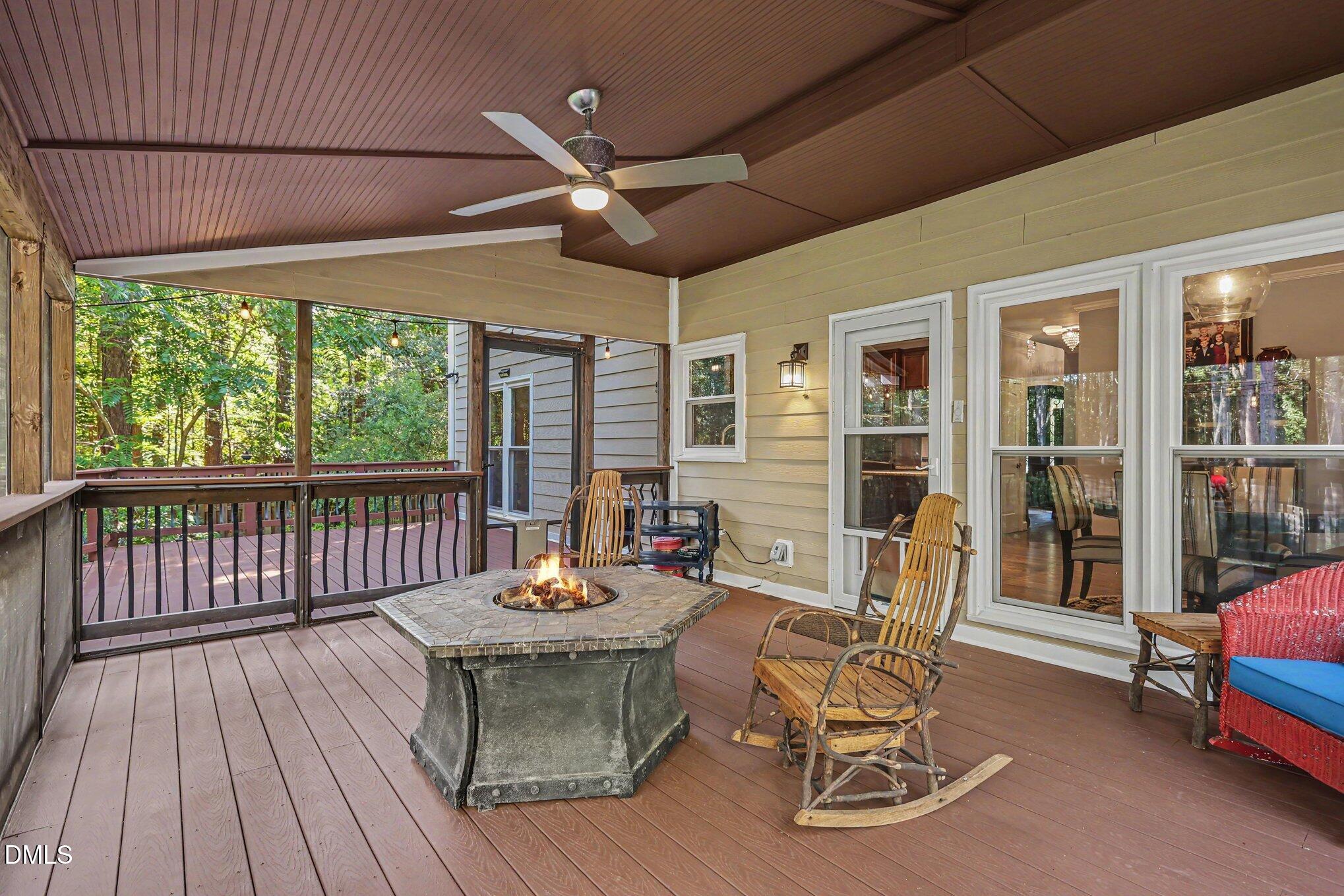 7001 Shady Glen Lane Property Photo 44