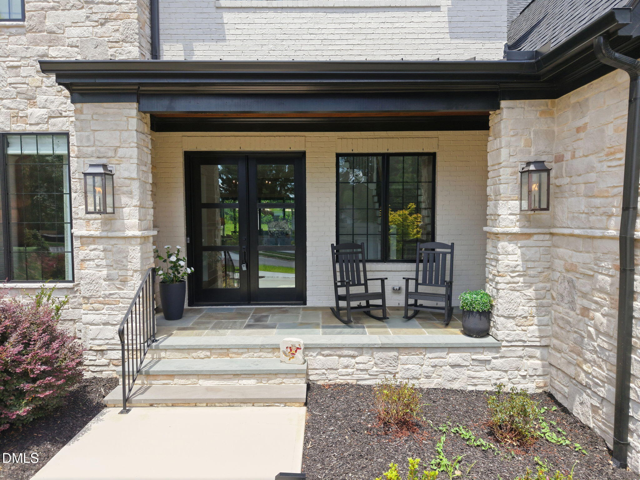 1209 Briar Patch Lane Property Photo 7