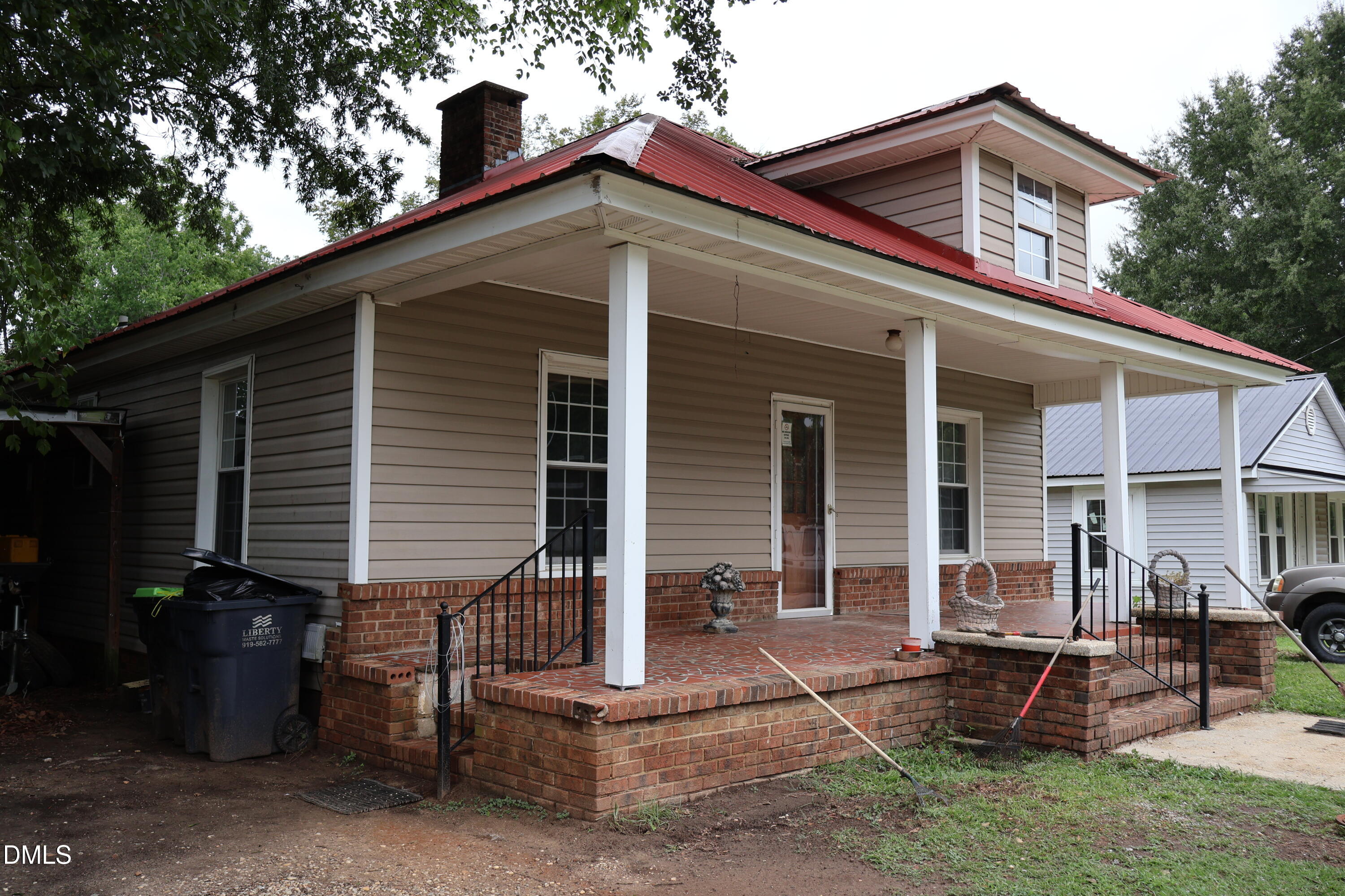 106 3rd Street Property Photo 14