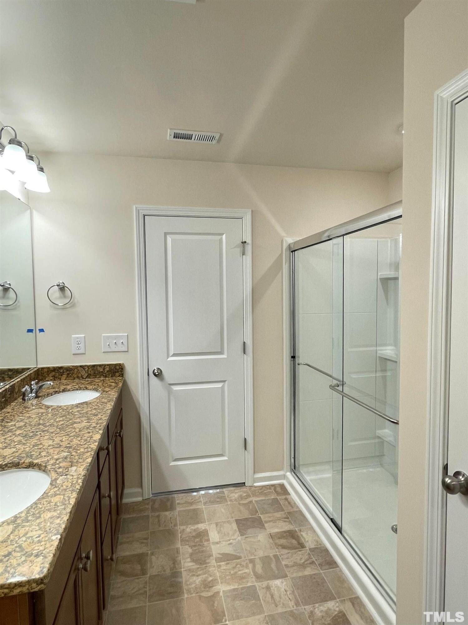1230 Gemfor Street Property Photo 6