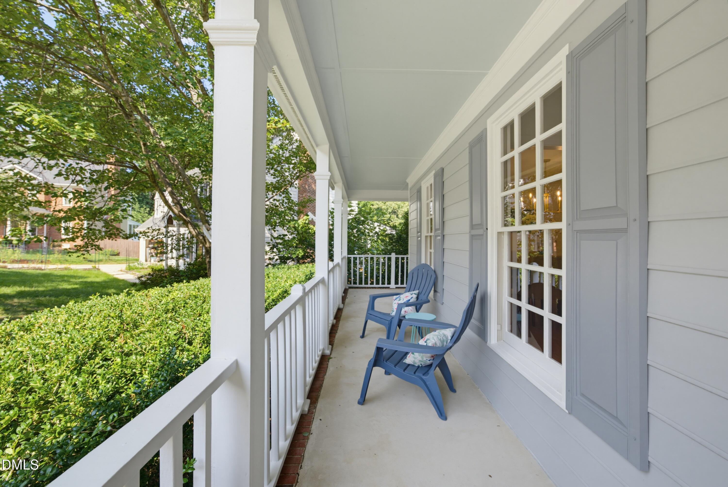 120 Vicksburg Drive Property Photo 3