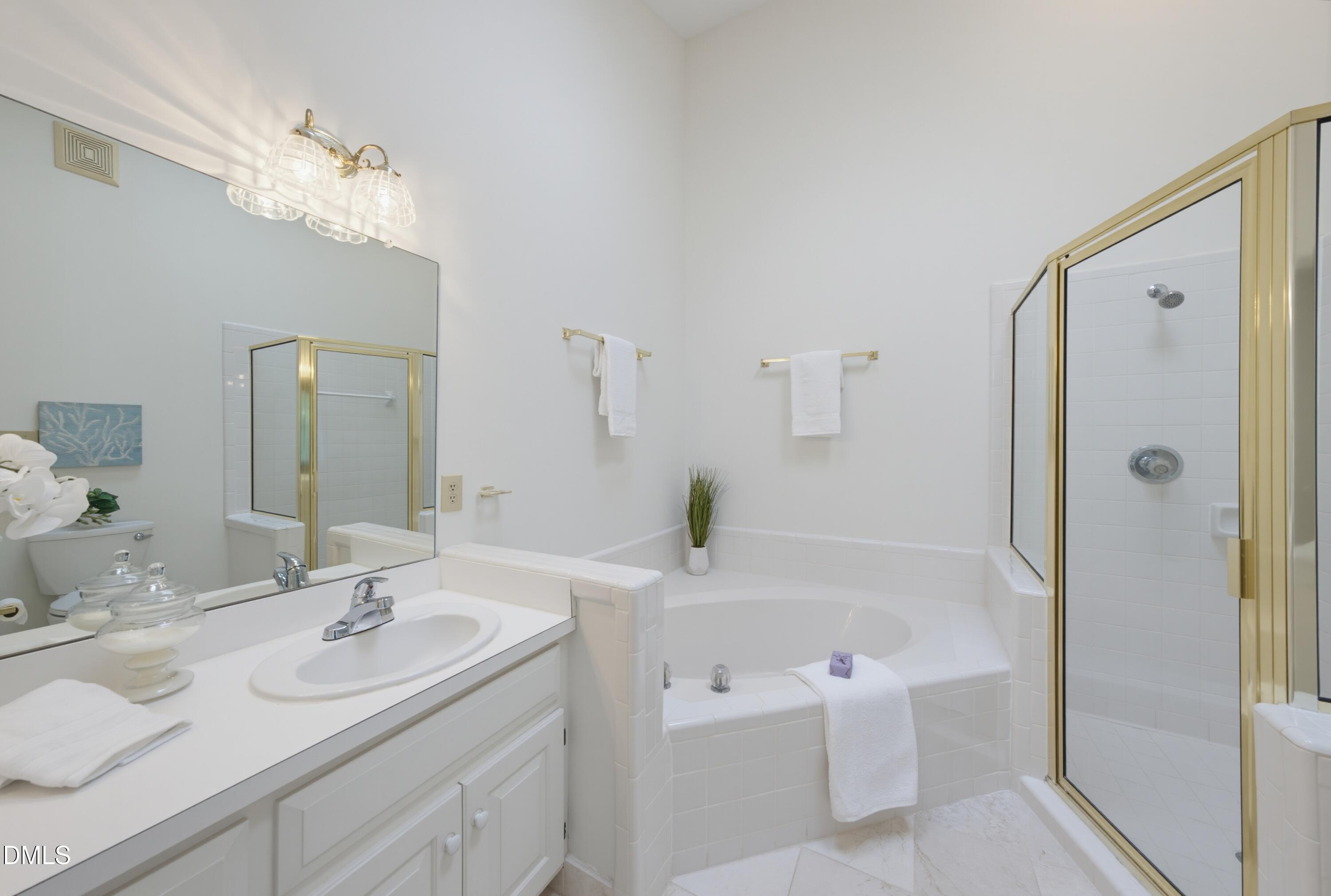 120 Vicksburg Drive Property Photo 32