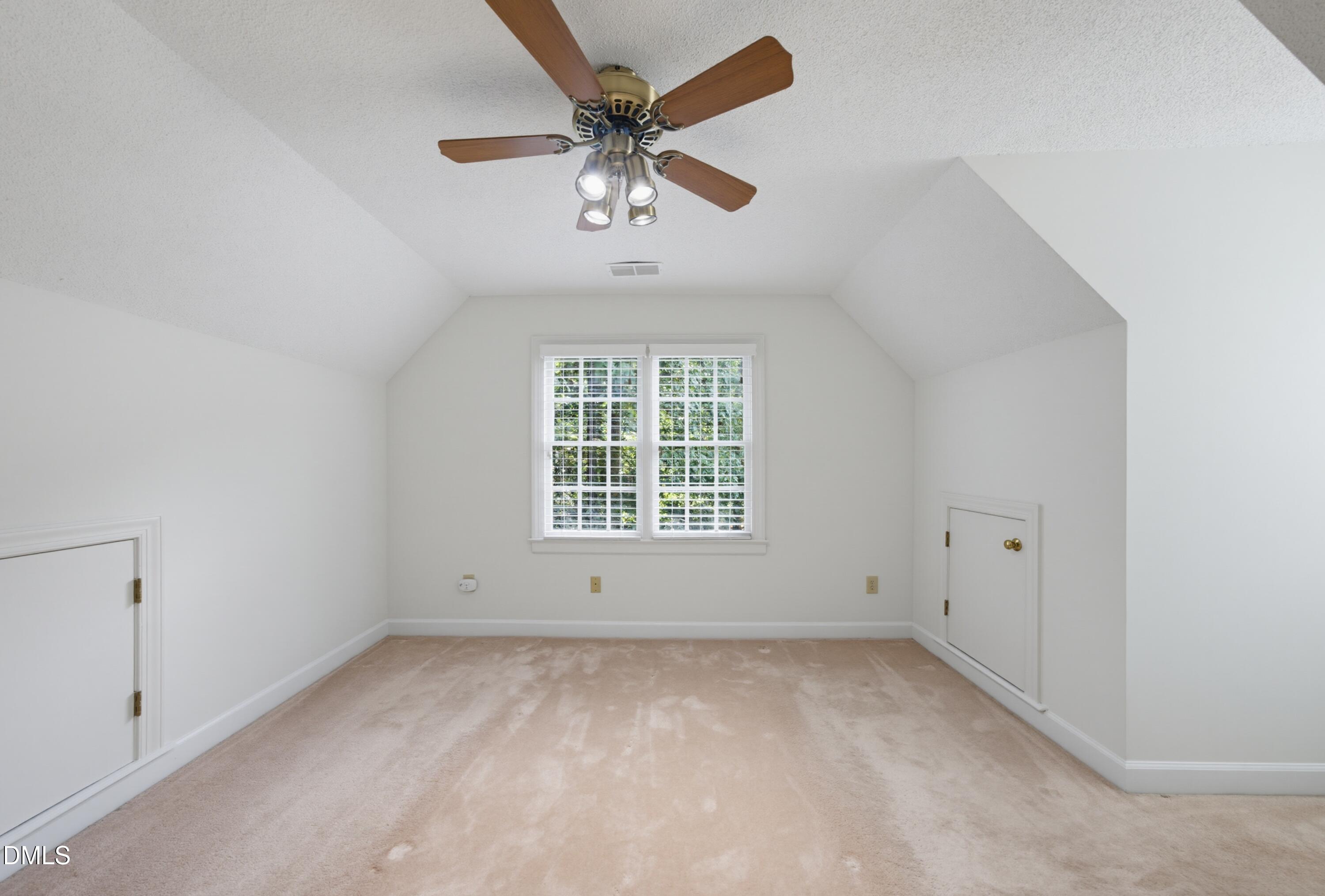 120 Vicksburg Drive Property Photo 35