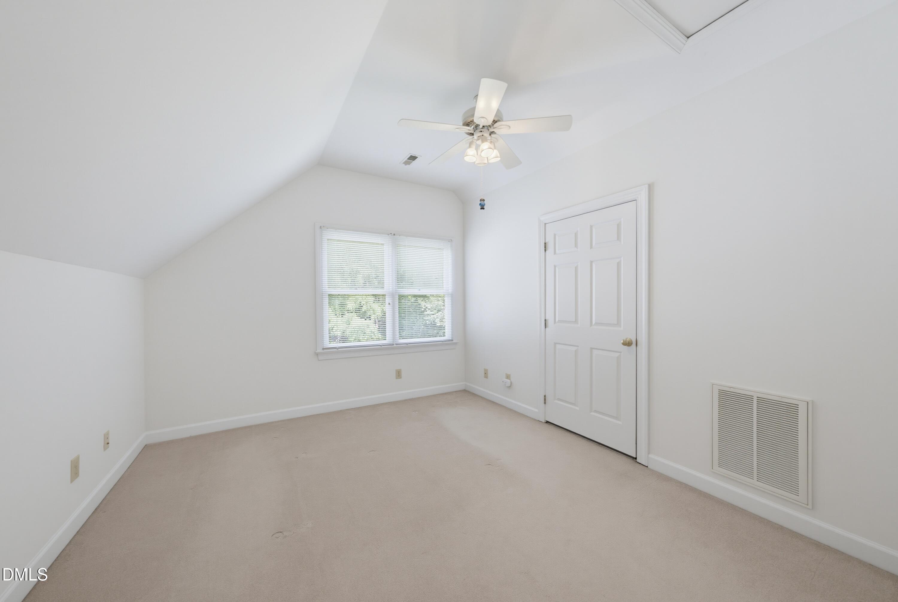 120 Vicksburg Drive Property Photo 40