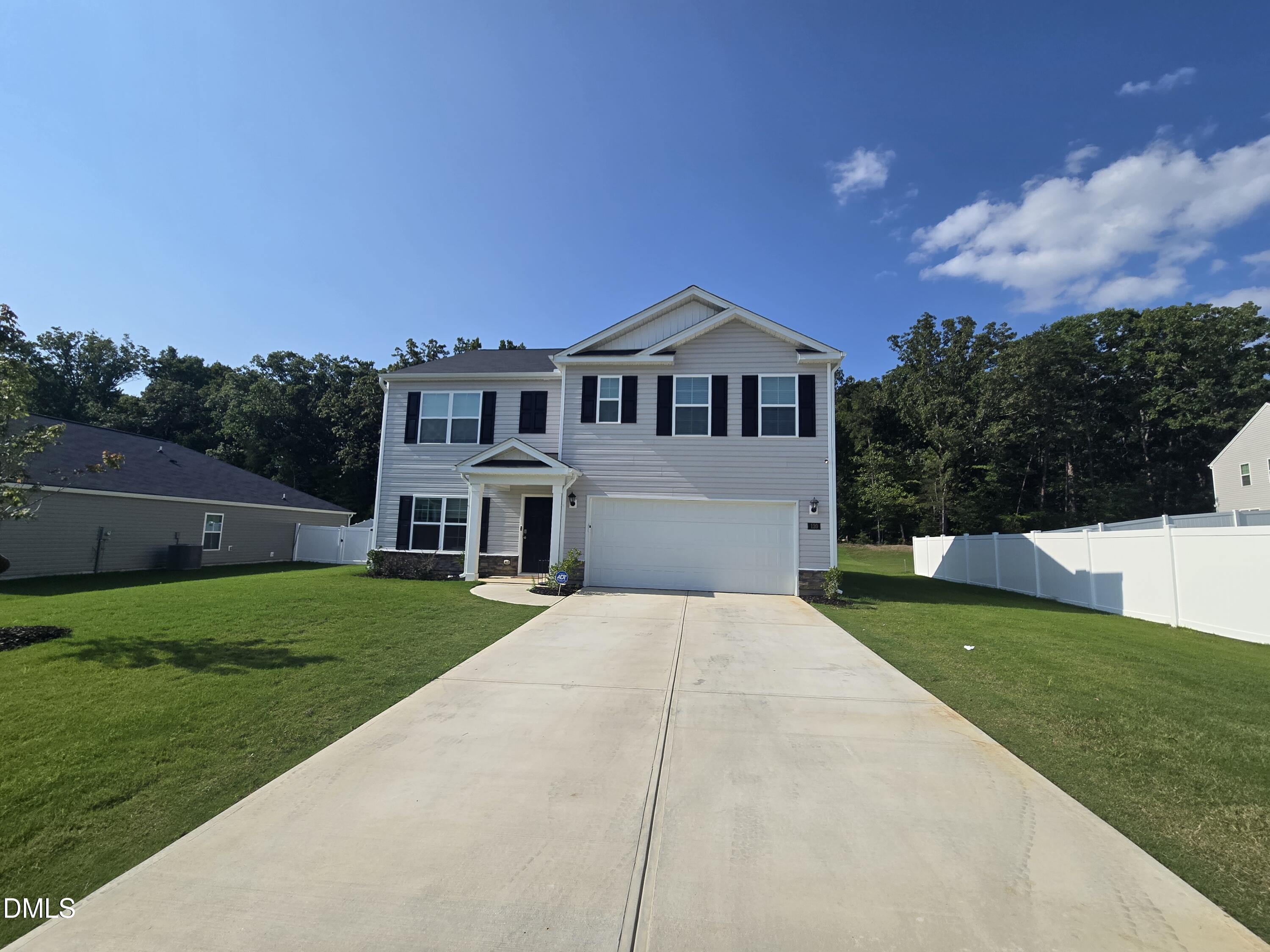 120 Leven Drive Property Photo 1