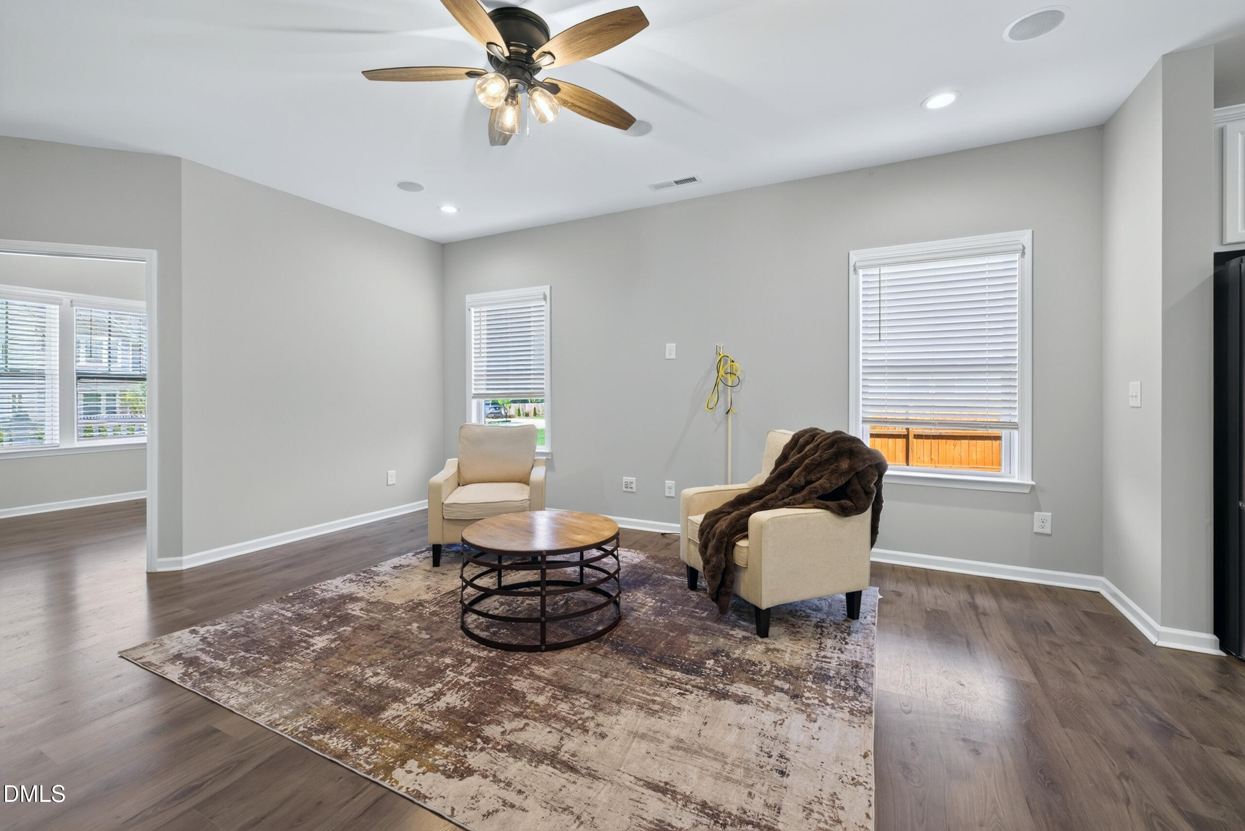 197 E Dentaires Way Property Photo 15