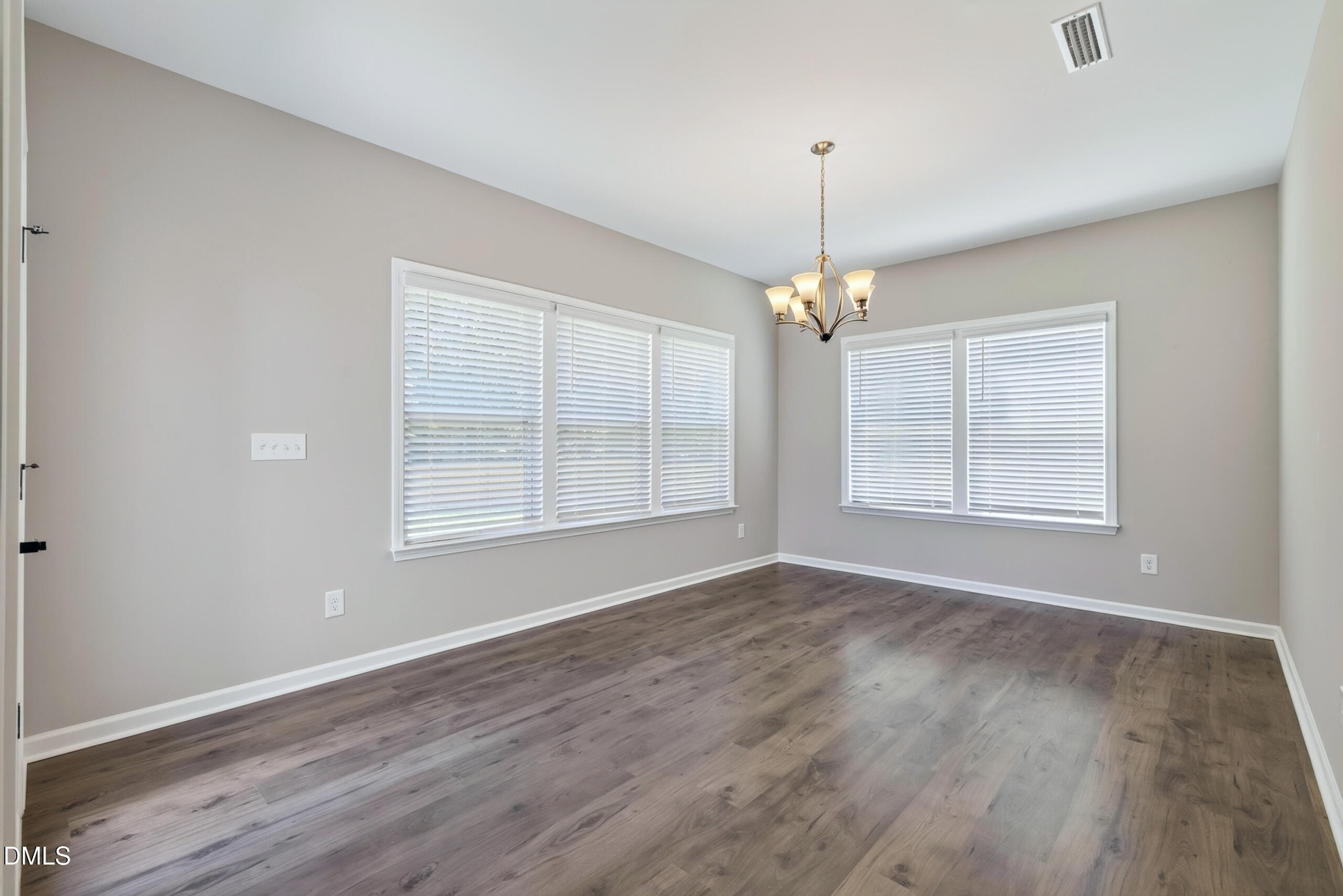 197 E Dentaires Way Property Photo 24