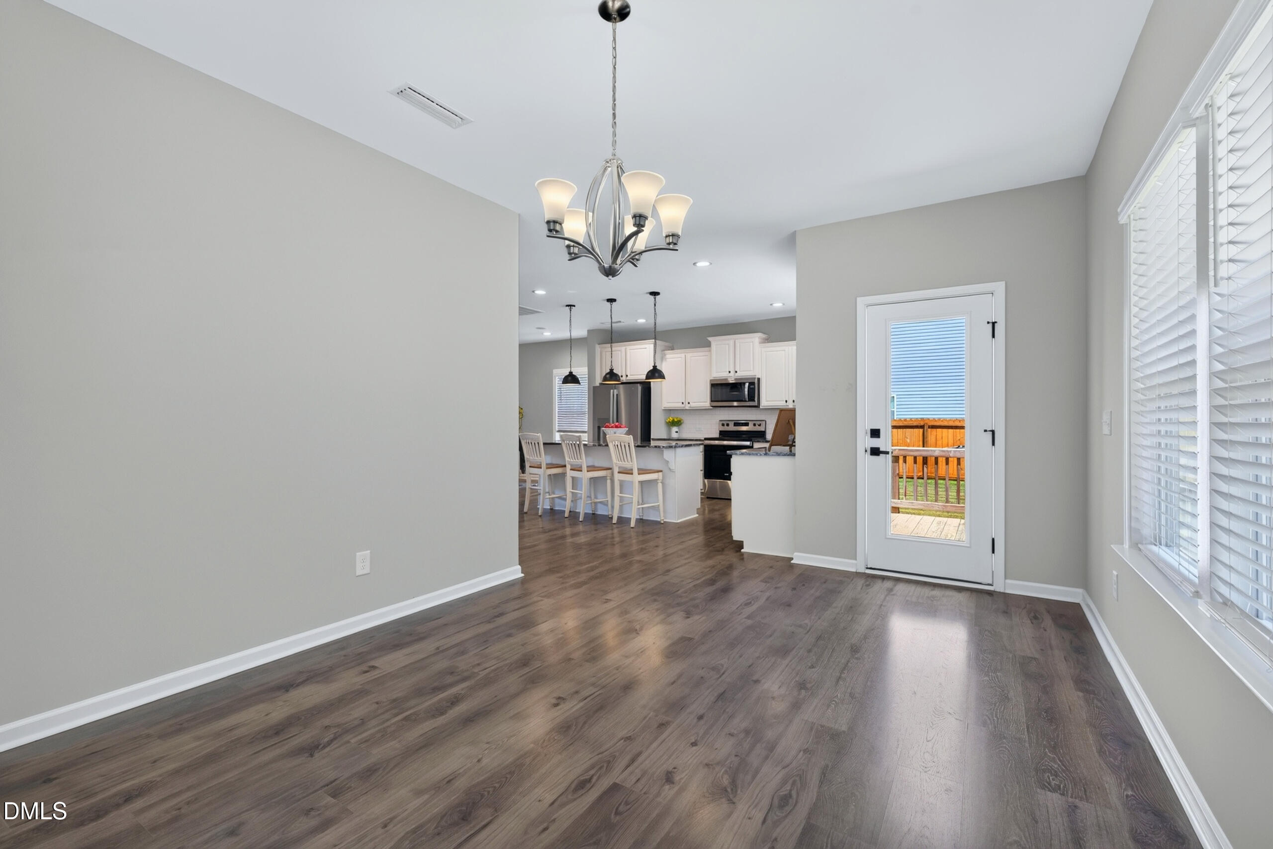 197 E Dentaires Way Property Photo 26