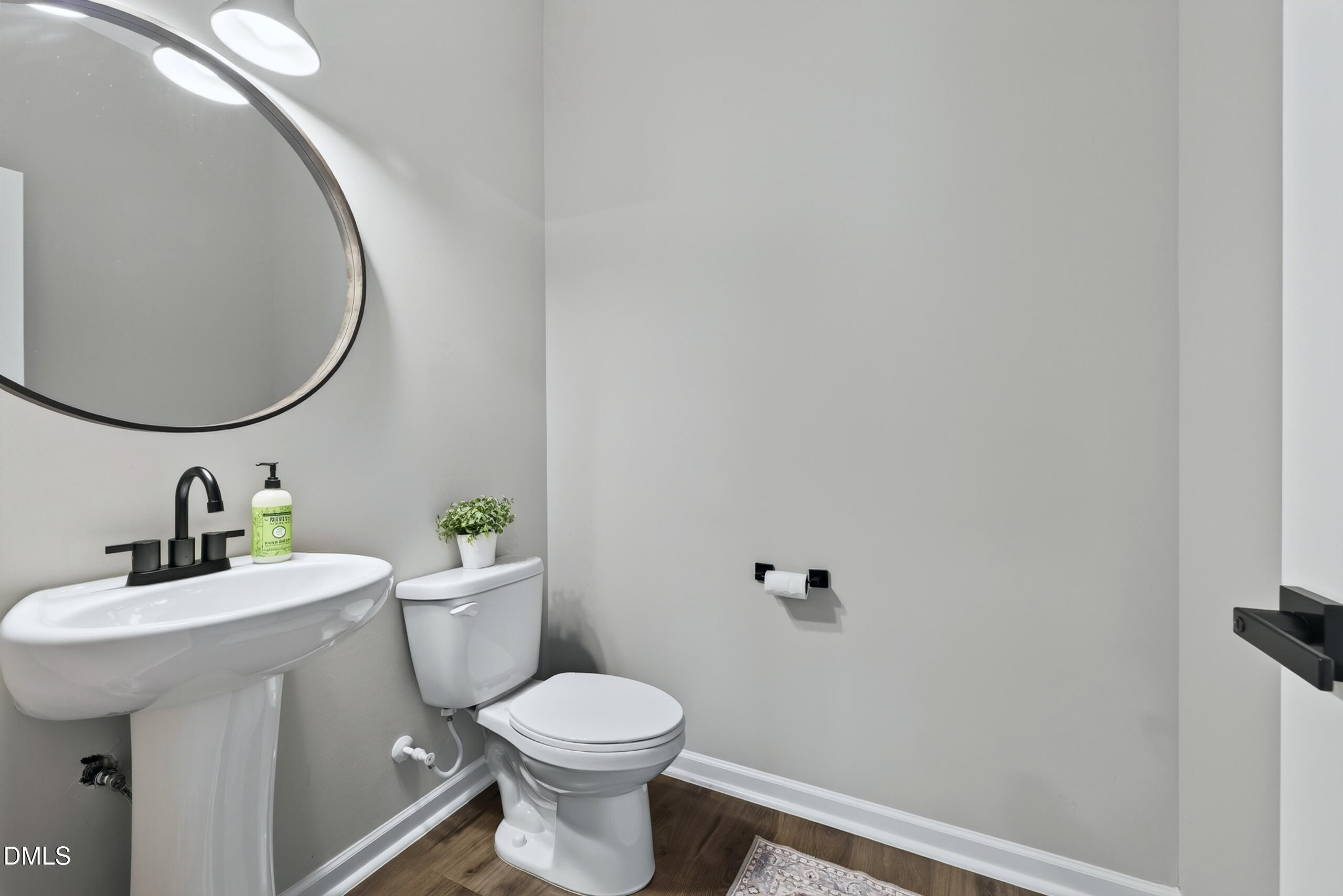 197 E Dentaires Way Property Photo 27