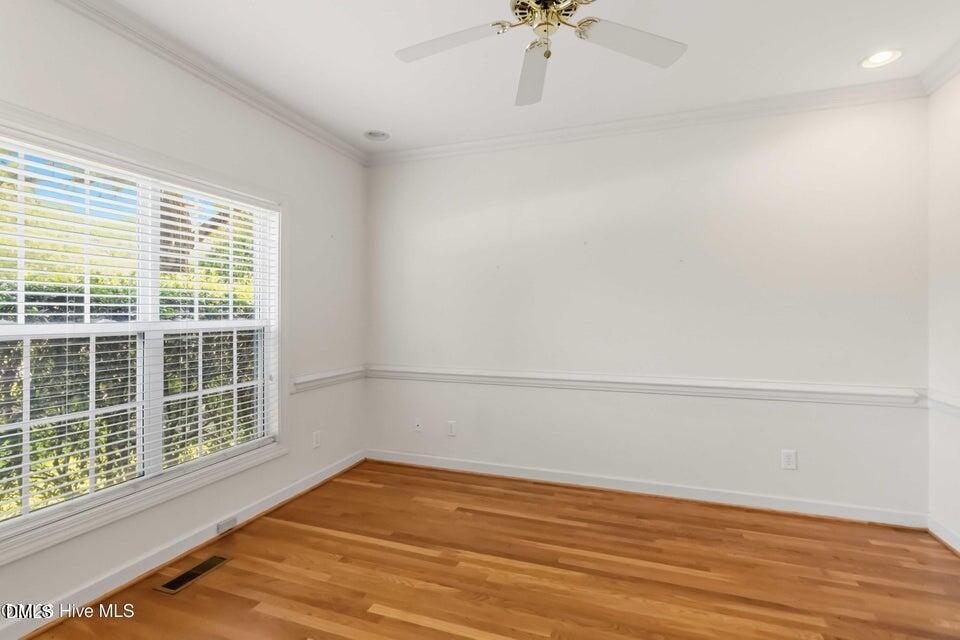 4808 Wimbledon Court N Property Photo 27