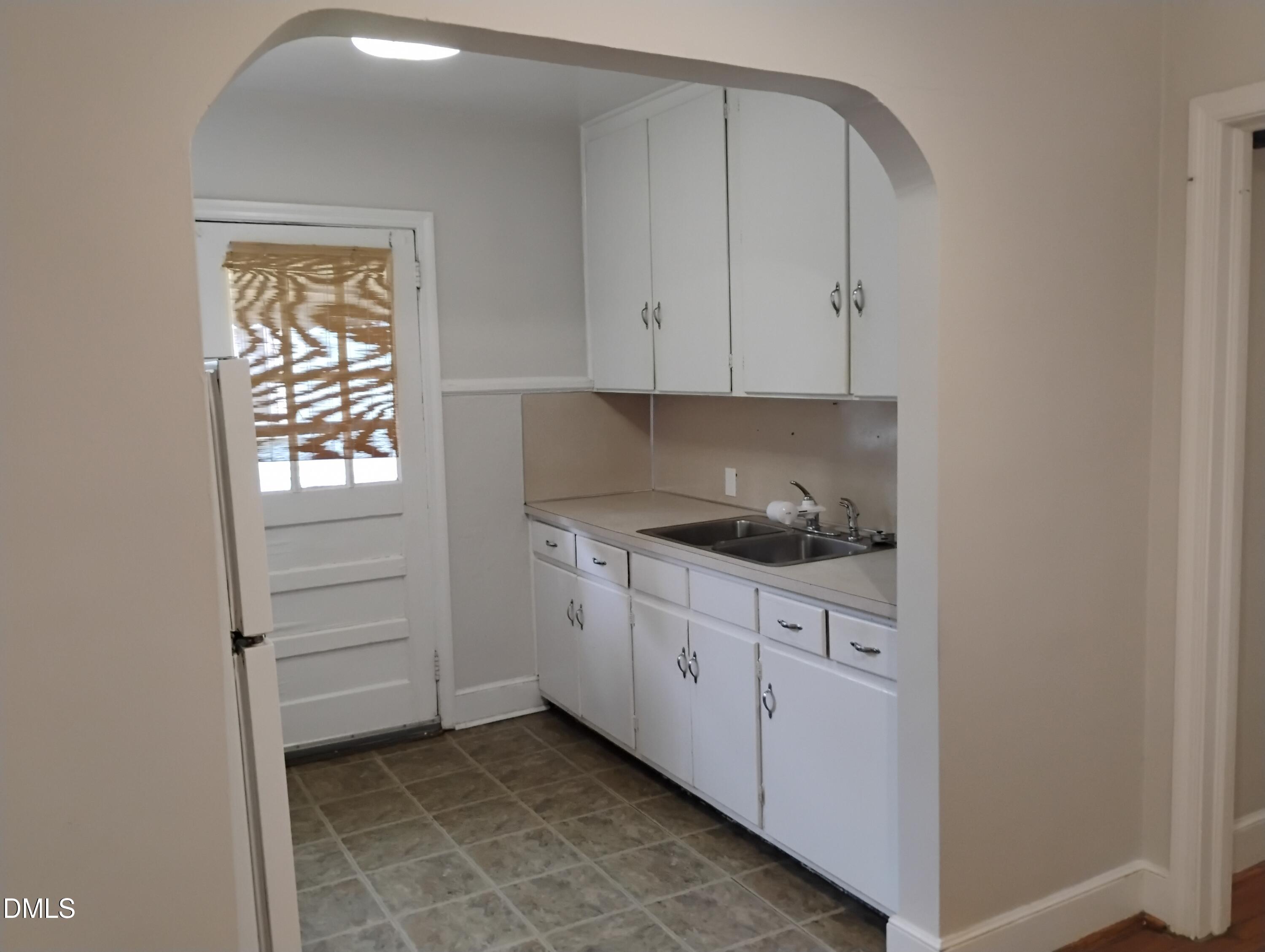 1007 Rosehill Avenue Property Photo 8