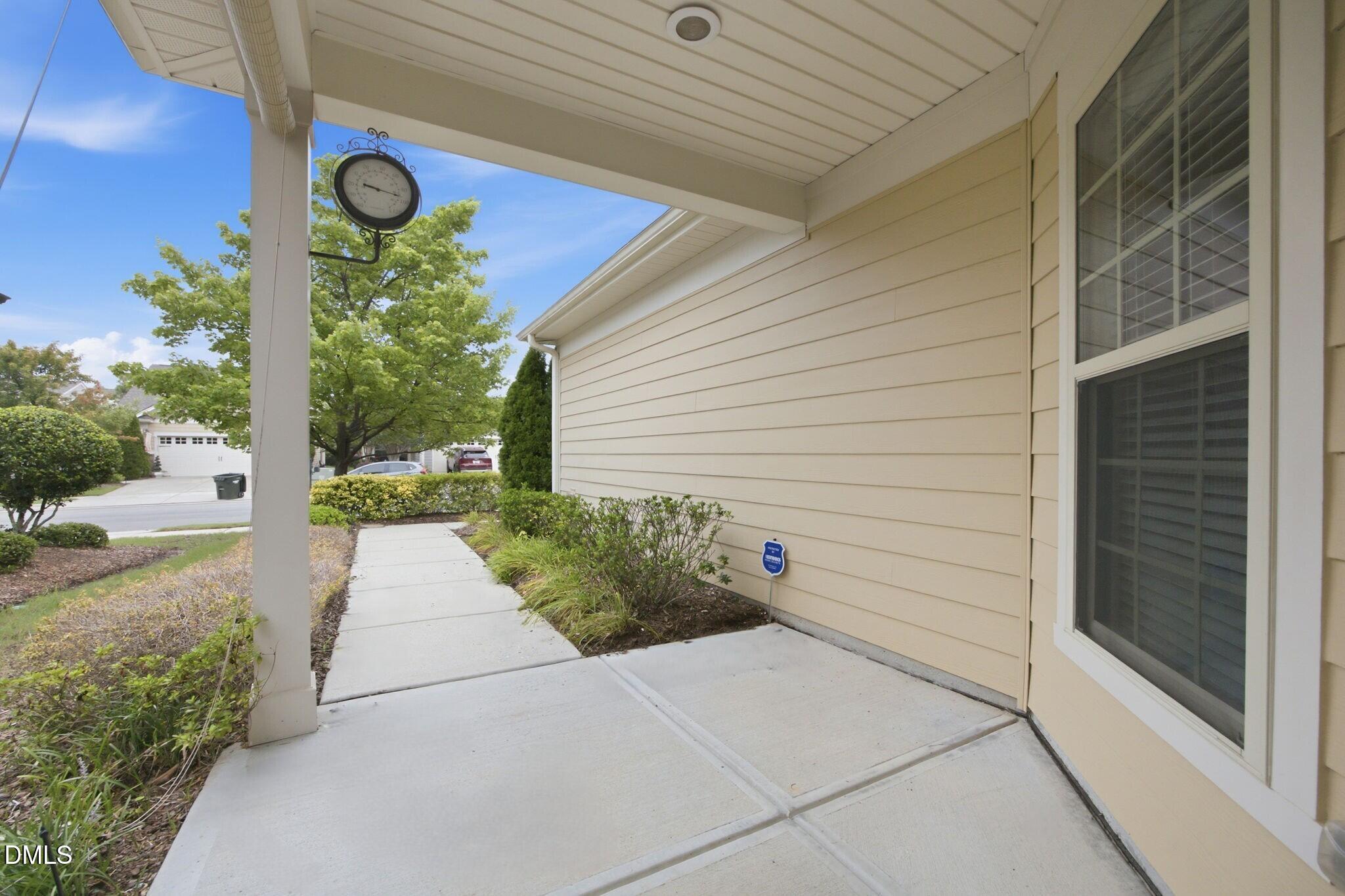 147 Rosedale Creek Drive Property Photo 4