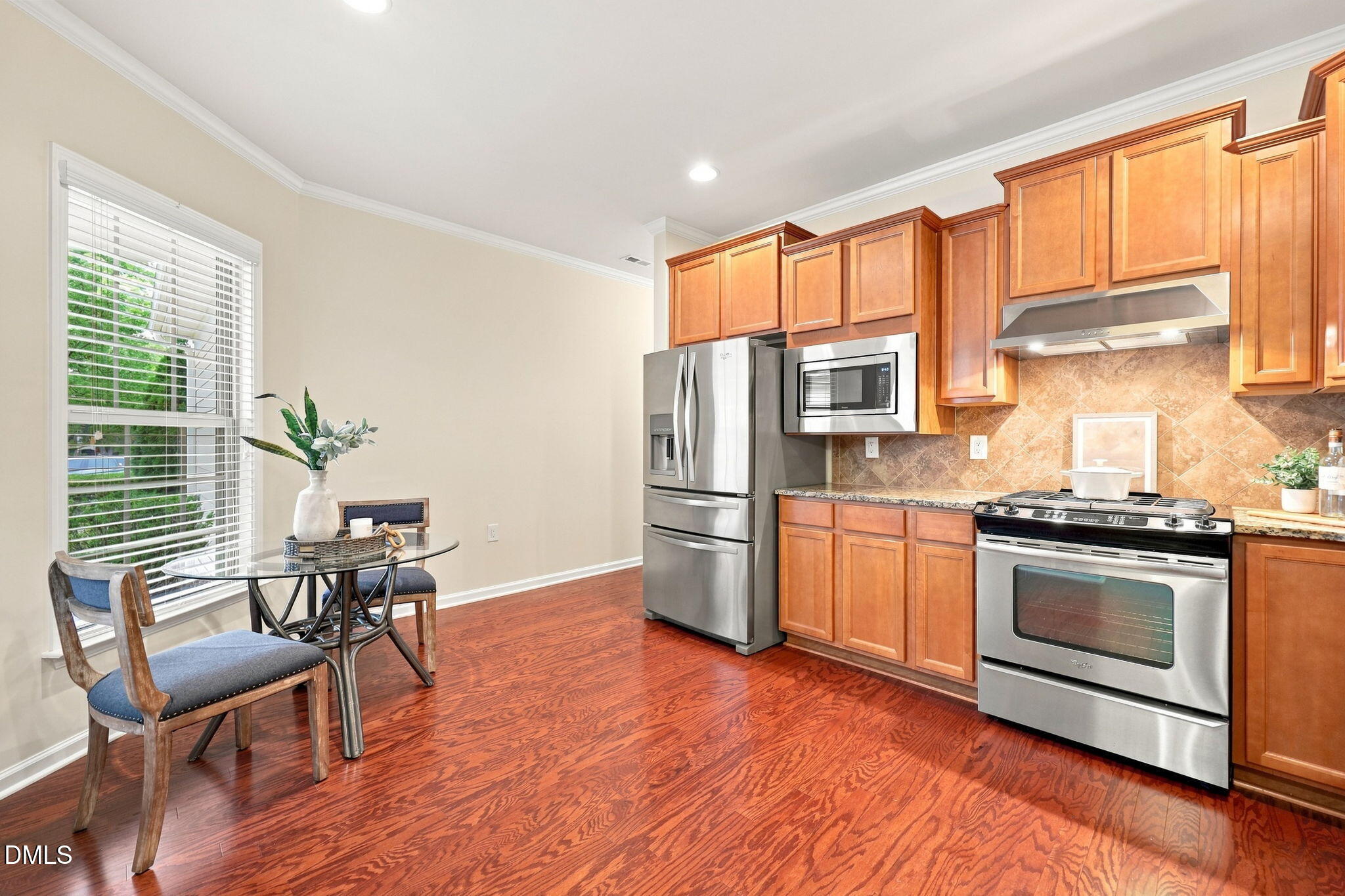 147 Rosedale Creek Drive Property Photo 6