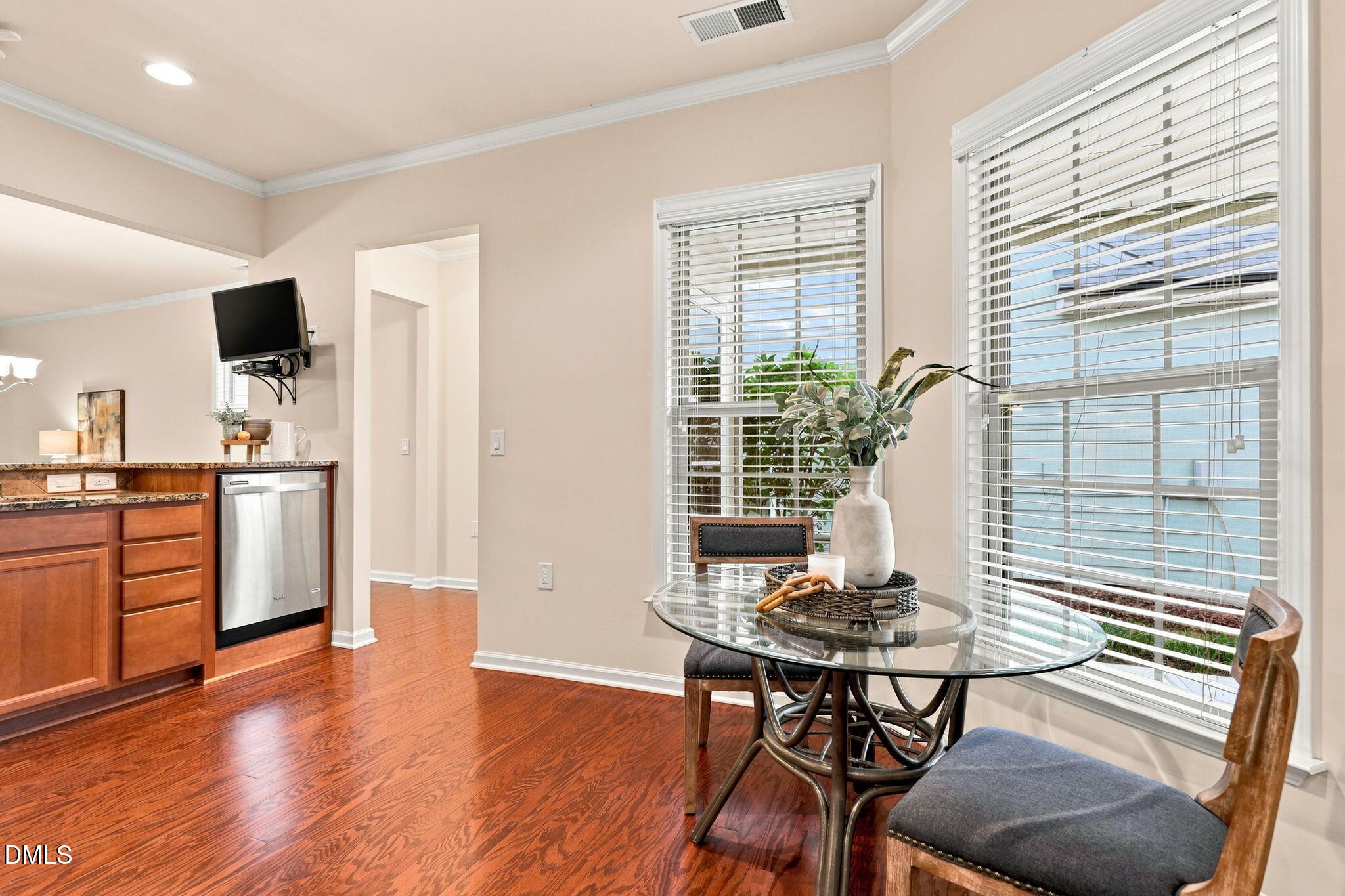 147 Rosedale Creek Drive Property Photo 8