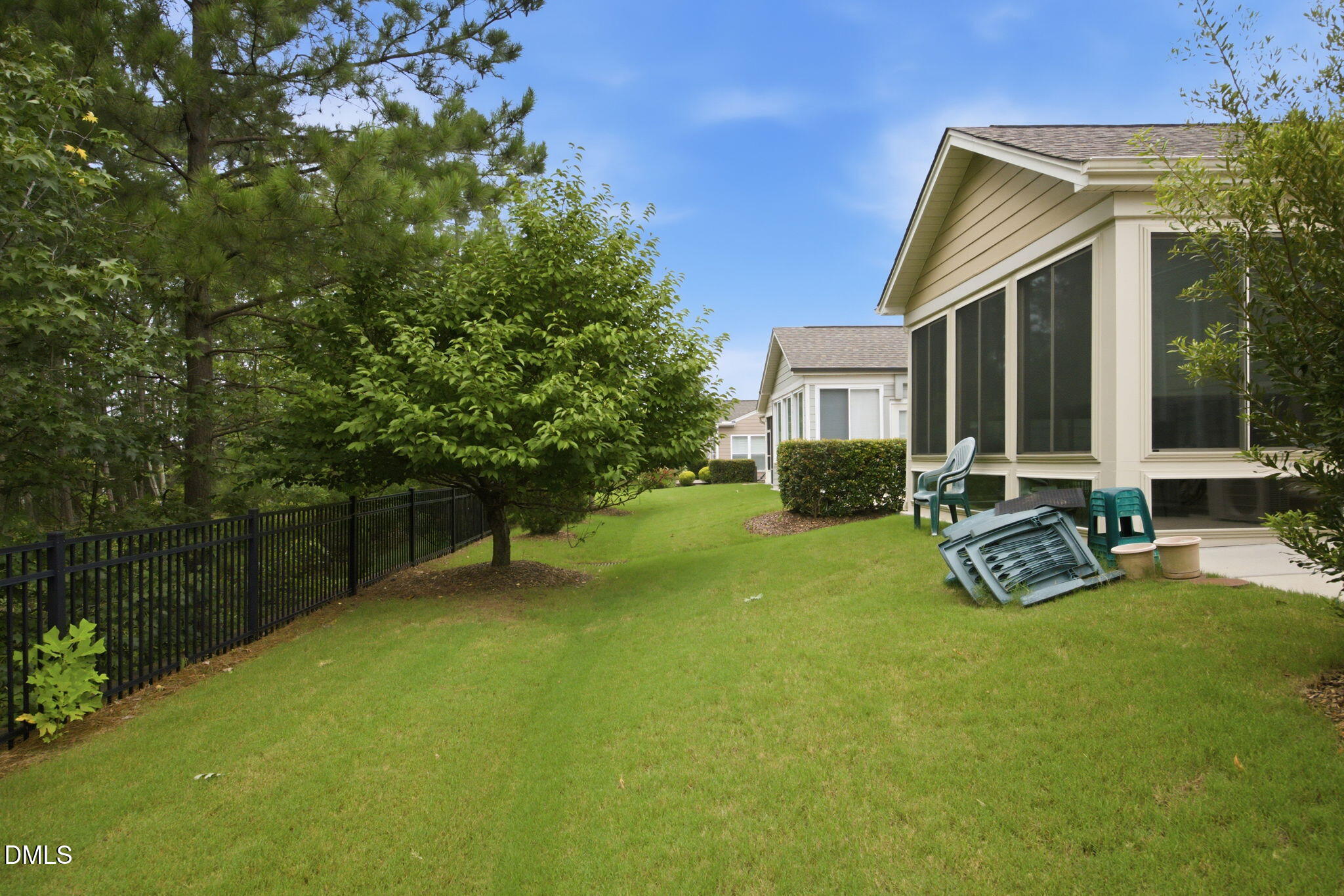 147 Rosedale Creek Drive Property Photo 39