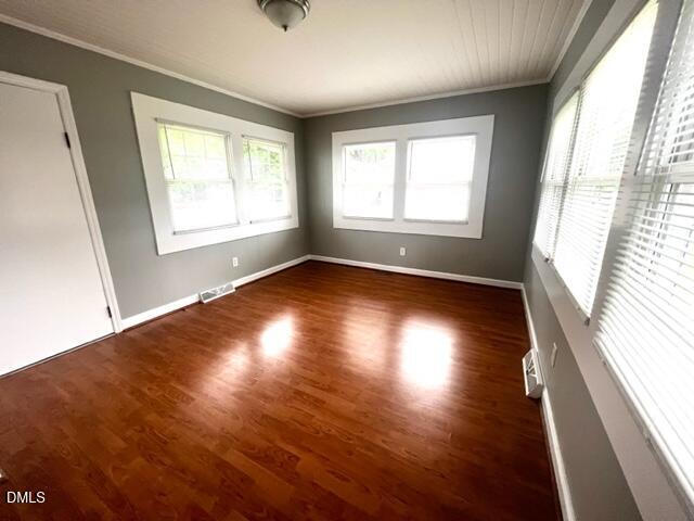 2208 Young Street Property Photo 3