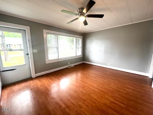 2208 Young Street Property Photo 4