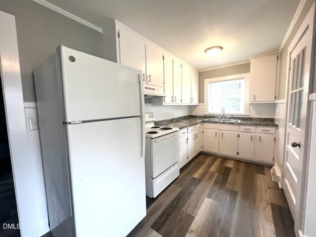2208 Young Street Property Photo 9