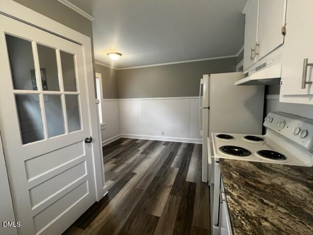 2208 Young Street Property Photo 12
