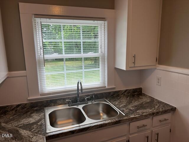 2208 Young Street Property Photo 13