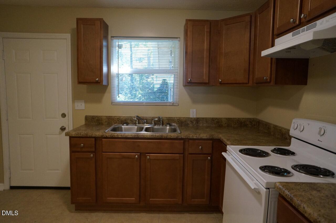 112 E Mciver Street Property Photo 6