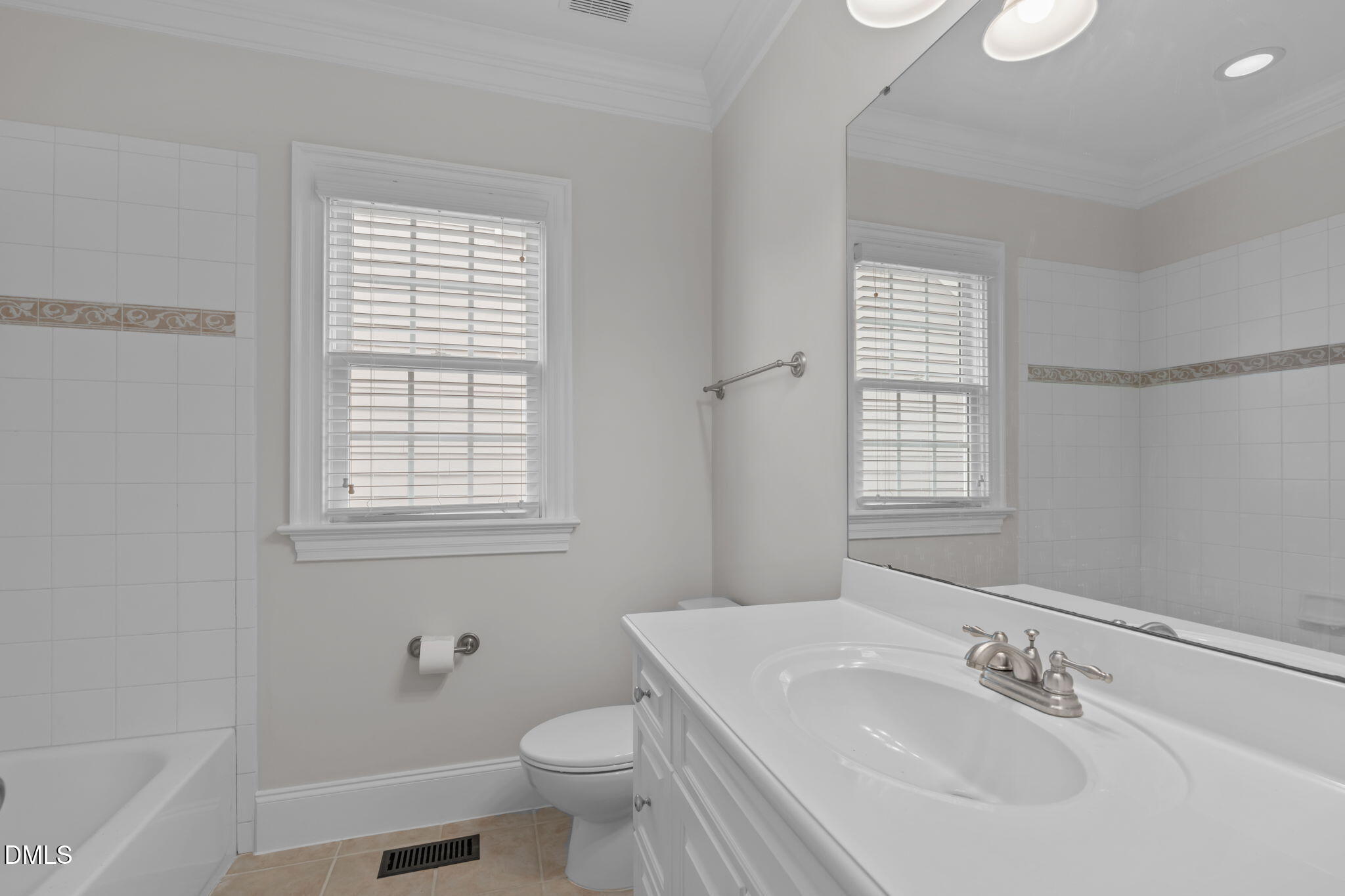 2728 Snowy Meadow Court Property Photo 19