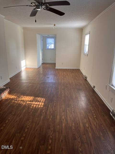 300 Ward Street Property Photo 4