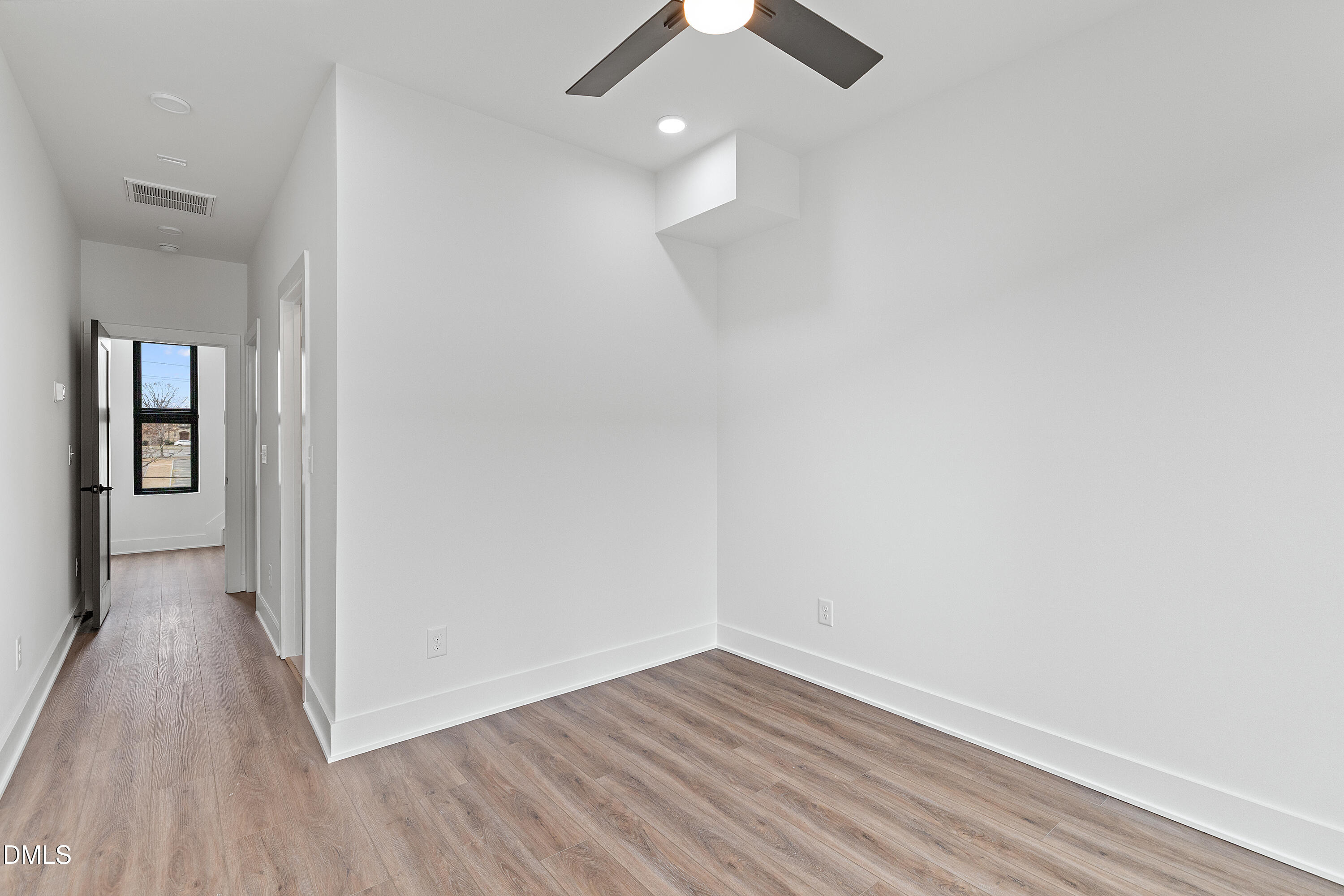 512 Gordon Street 202 Property Photo 20
