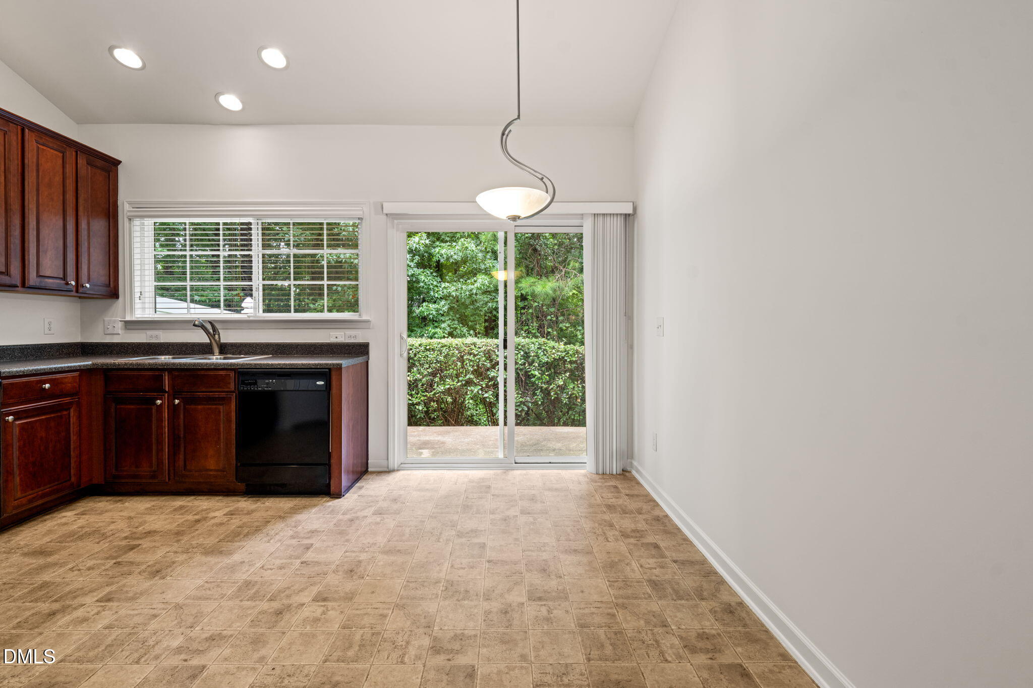 12018 Fox Valley Street Property Photo 13