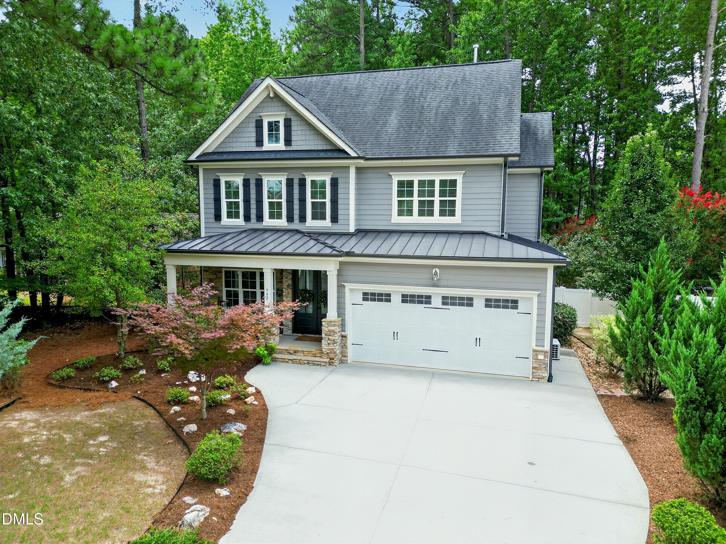 542 Walnut Street Property Photo 1